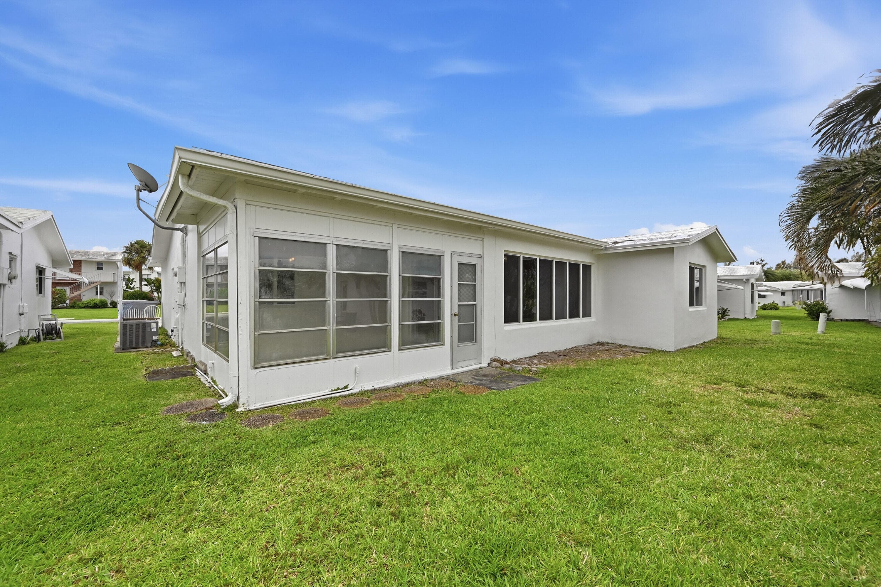 2631 W Golf Boulevard, Pompano Beach, FL 33064 — photo 29 of 39