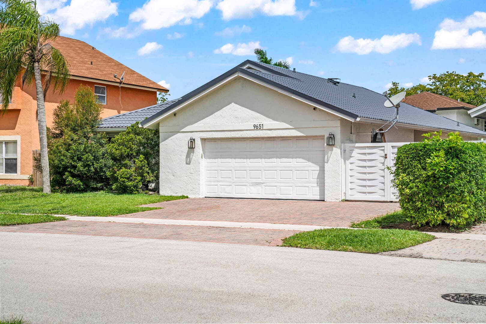 9651 SW 9th Court, Pembroke Pines, FL 33025 — photo 1 of 35