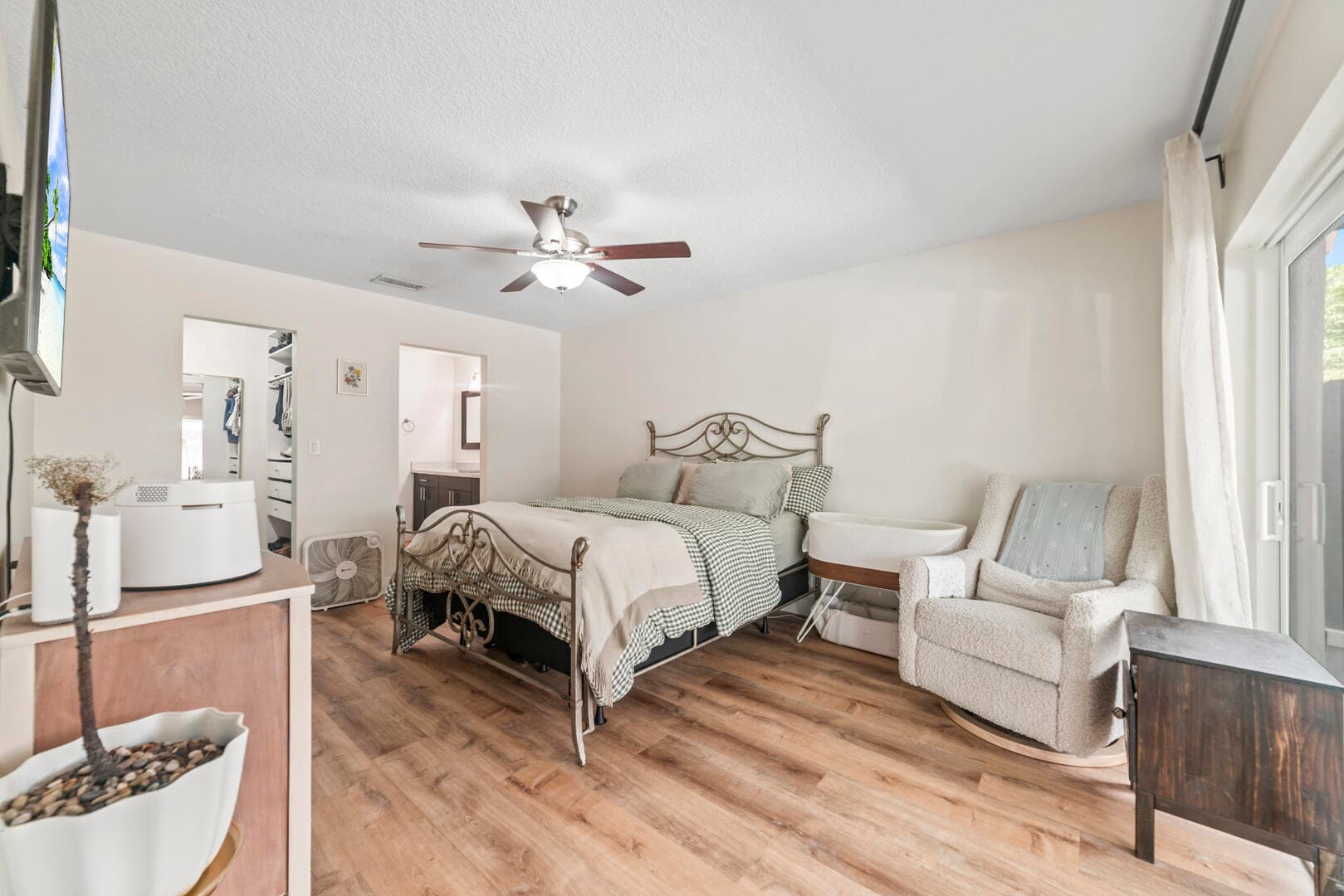 9651 SW 9th Court, Pembroke Pines, FL 33025 — photo 13 of 35