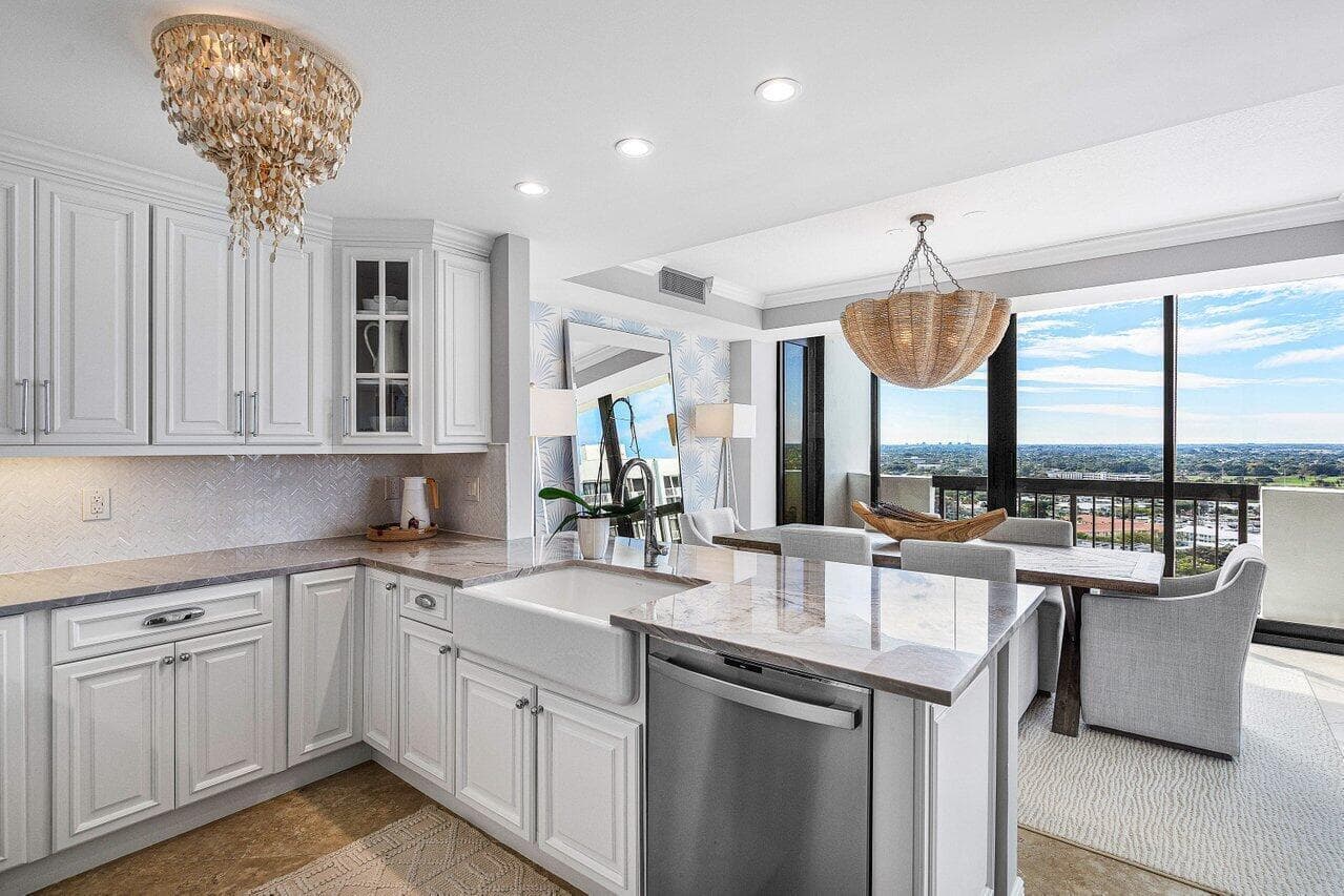 108 Lakeshore Drive 38-ph, North Palm Beach, FL 33408 — photo 2 of 45