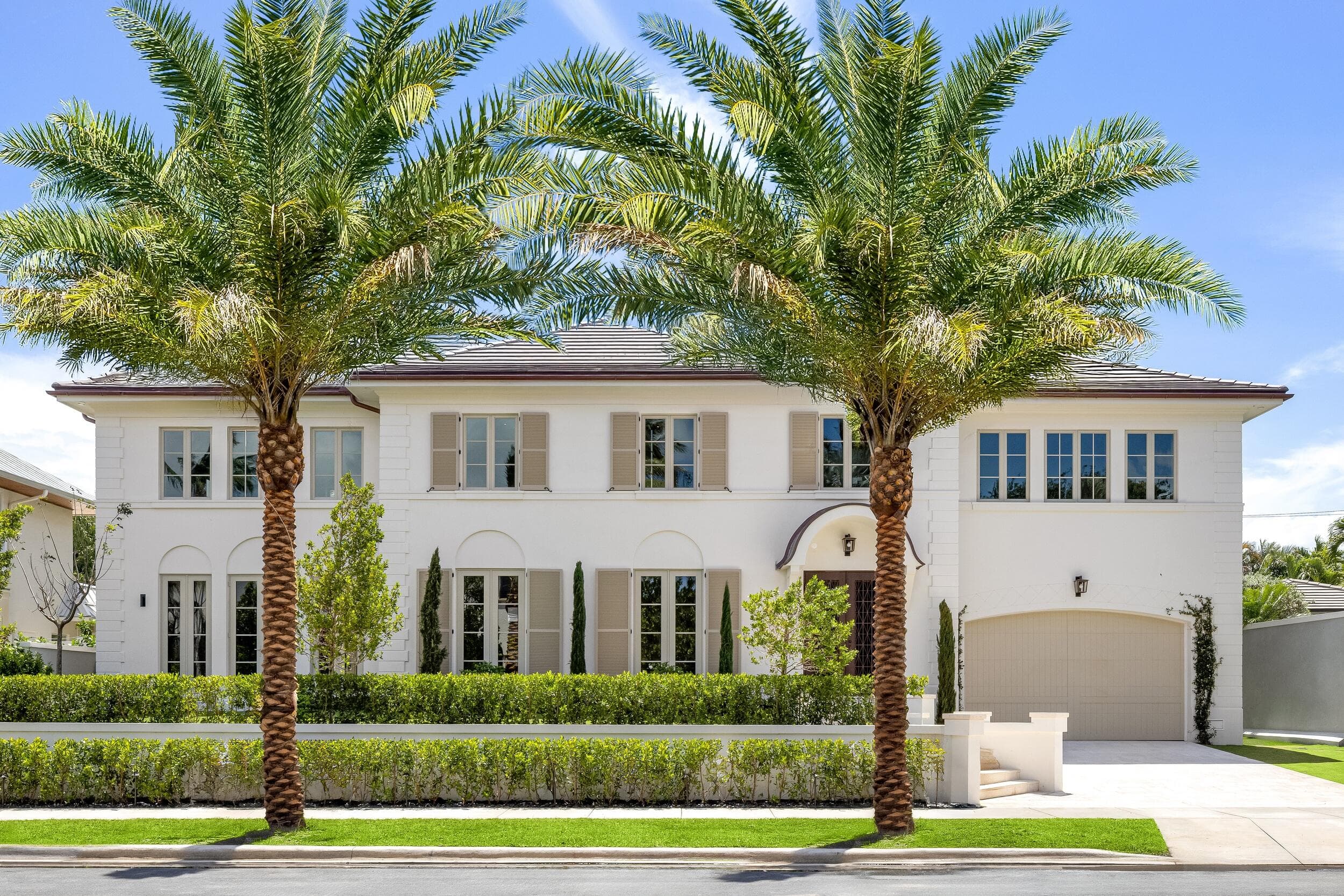122 Bloomfield Drive, West Palm Beach, FL 33405 — photo 1 of 87