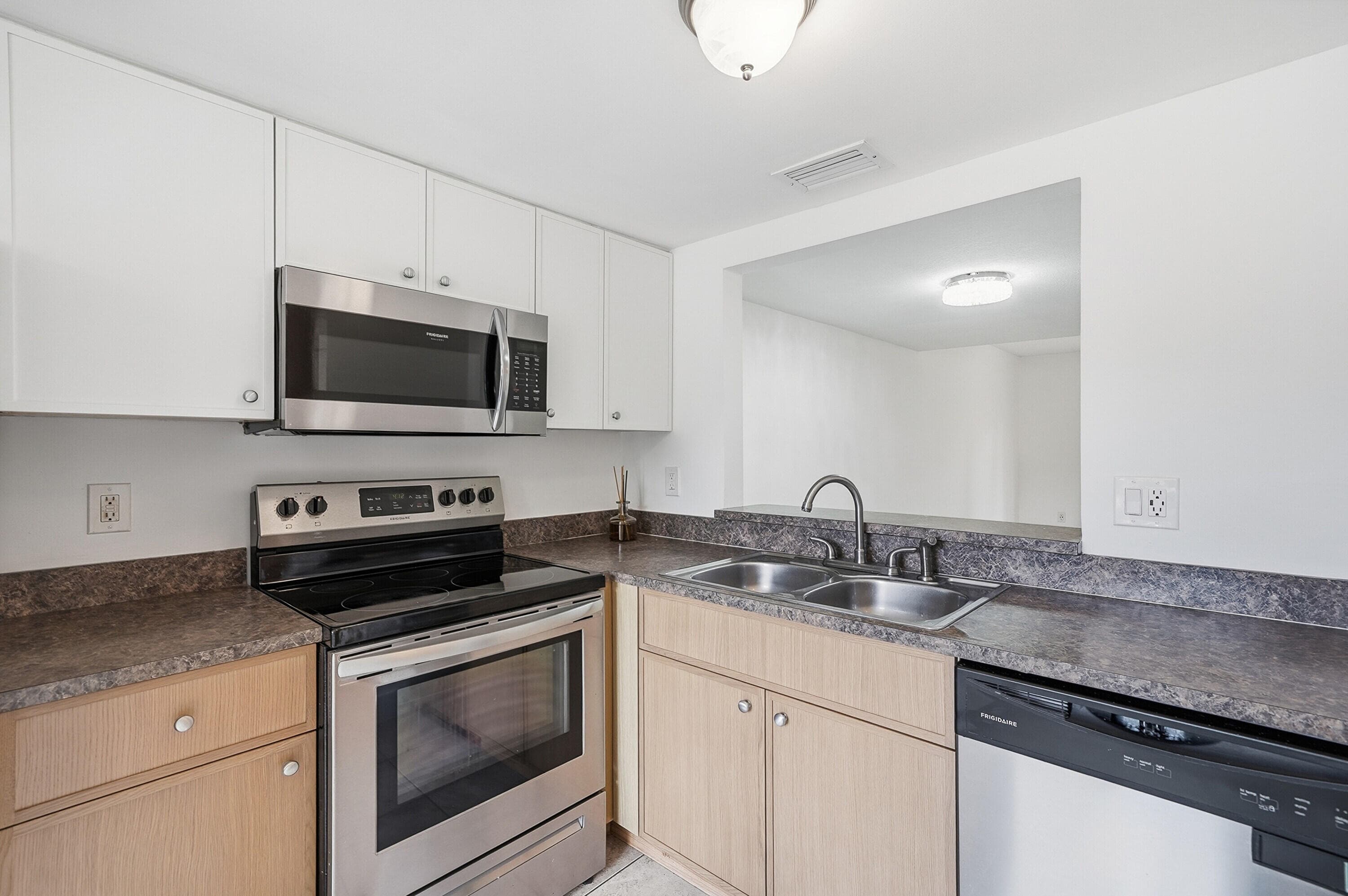 3832 NW 90th Avenue 3832, Sunrise, FL 33351 — photo 5 of 31