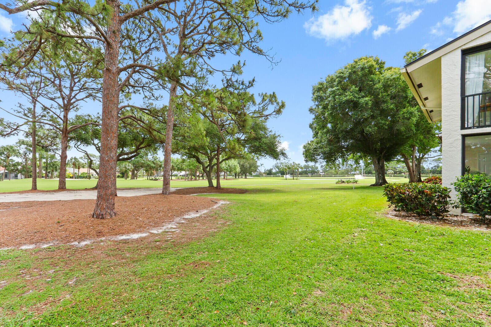 12910 Briarlake Drive 203, Palm Beach Gardens, FL 33418 — photo 45 of 49