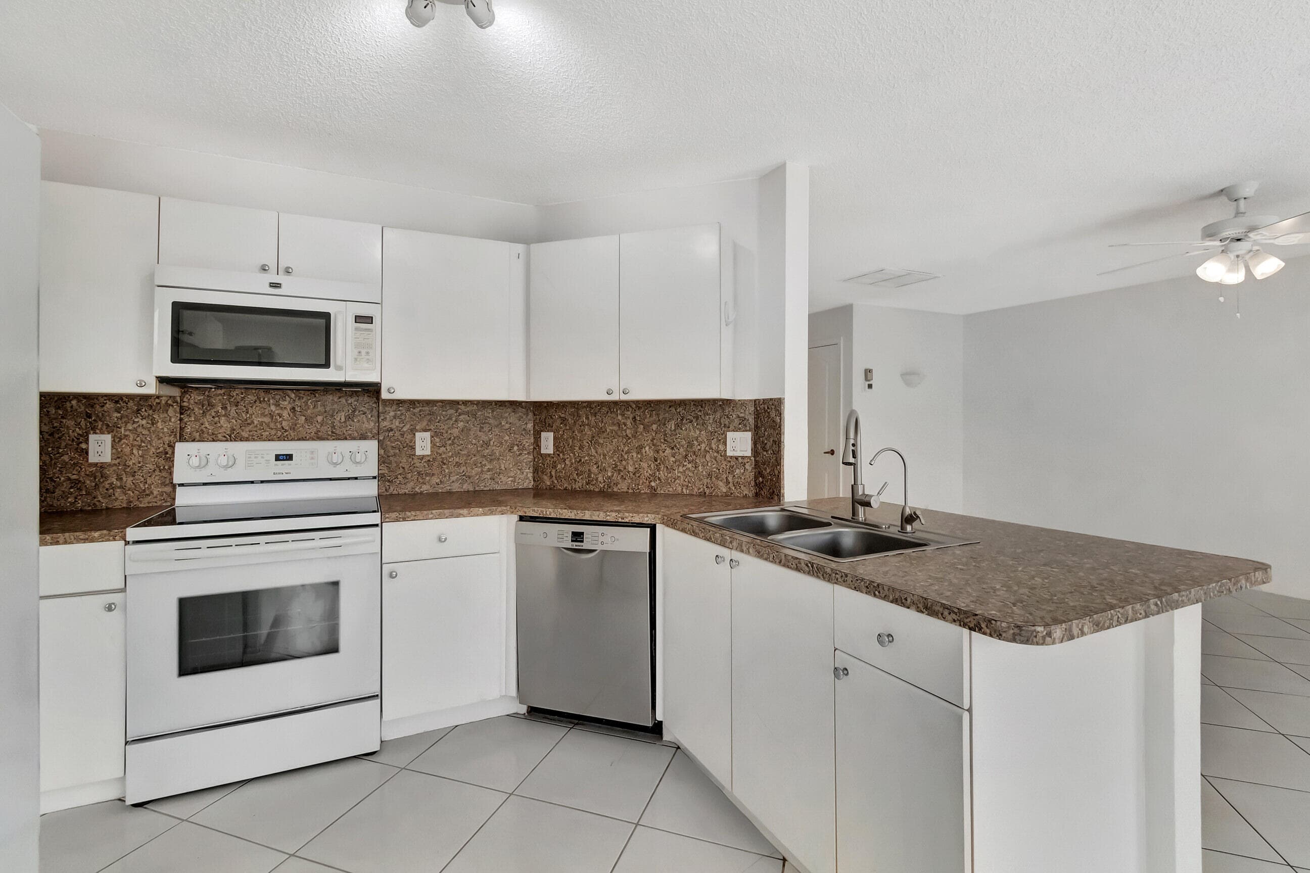 8895 Sonoma Lake Boulevard, Boca Raton, FL 33434 — photo 20 of 53