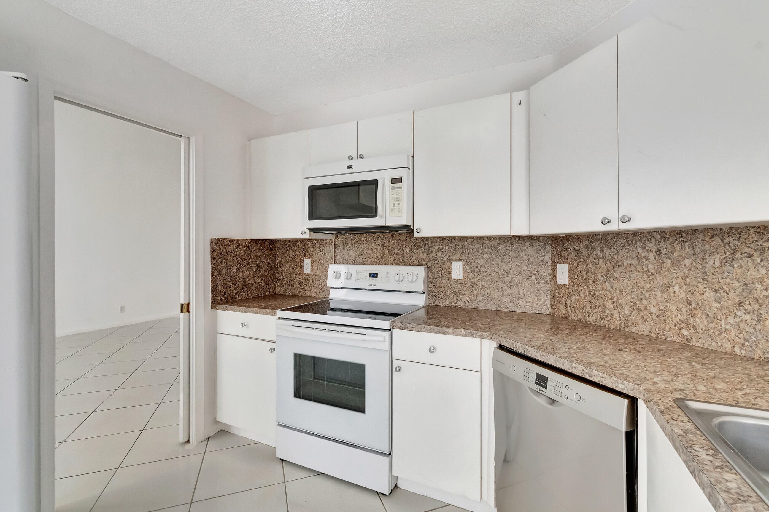 8895 Sonoma Lake Boulevard, Boca Raton, FL 33434 — photo 21 of 53