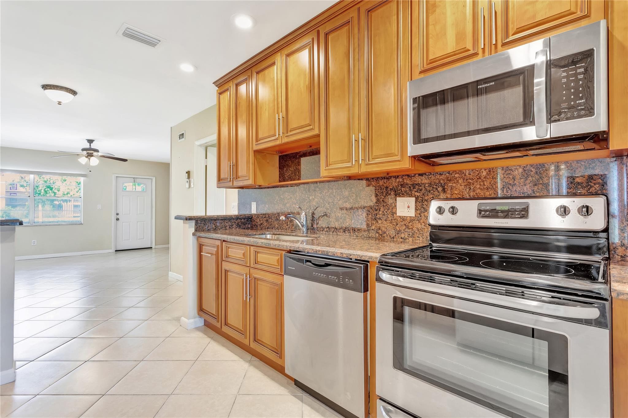 7290 NW 1st Street 205, Margate, FL 33063 — photo 3 of 33