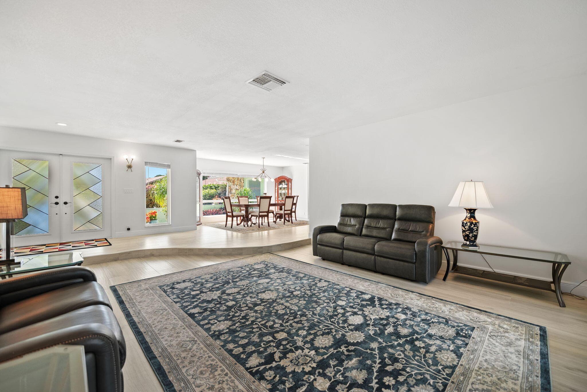 301 Jacaranda Drive, Plantation, FL 33324 — photo 7 of 46