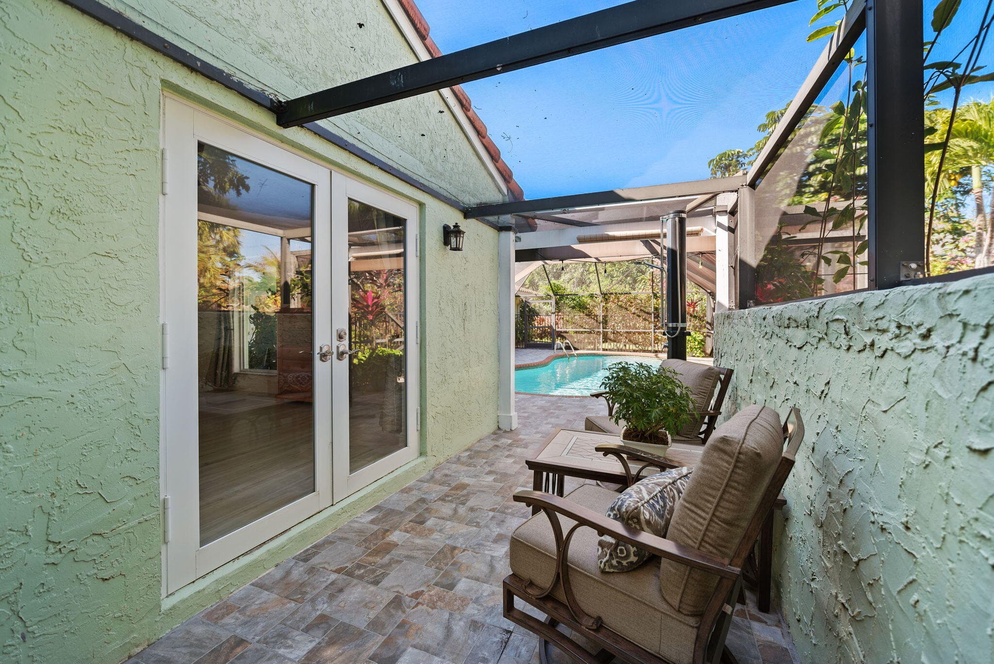 301 Jacaranda Drive, Plantation, FL 33324 — photo 26 of 46
