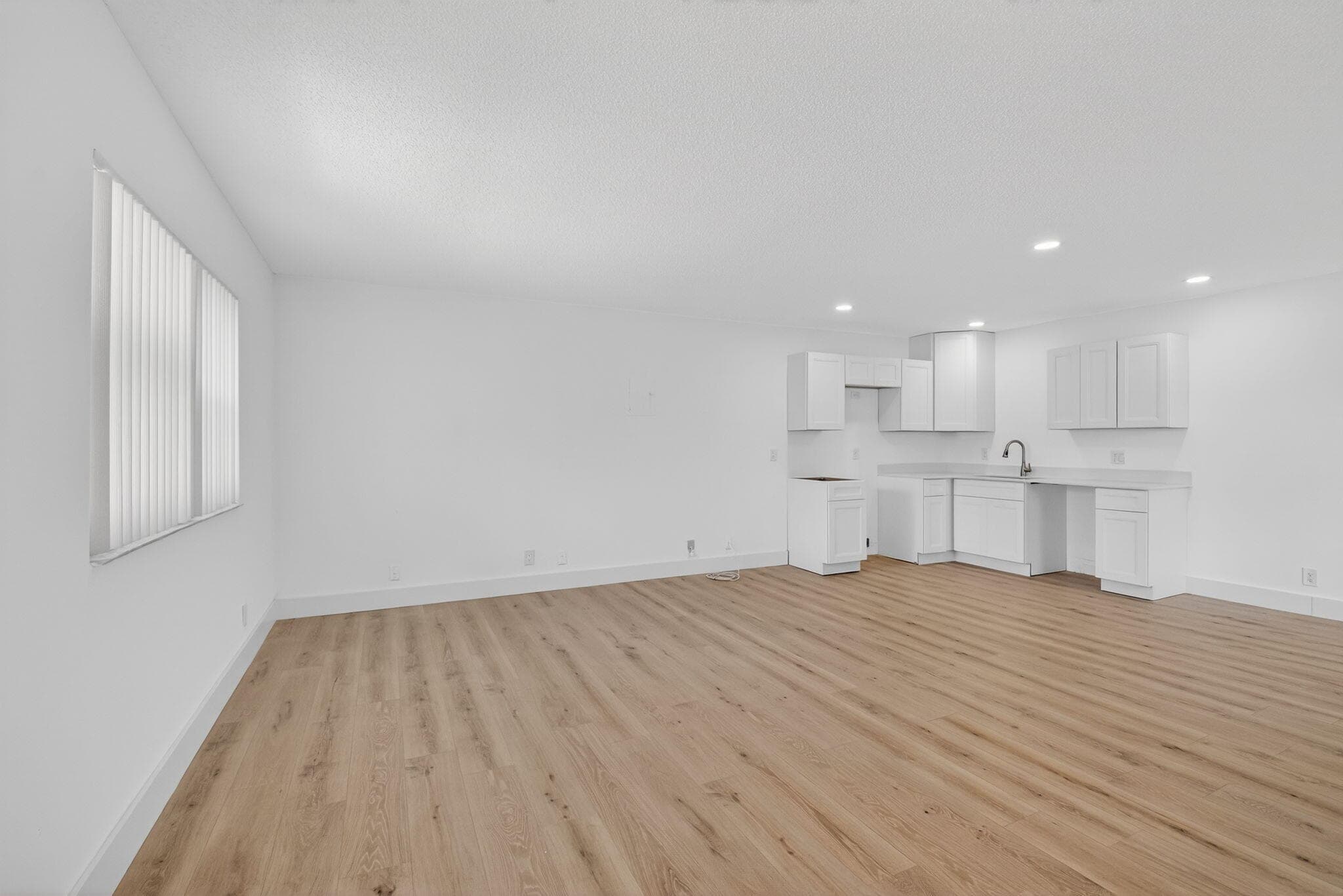 155 Seville G, Delray Beach, FL 33446 — photo 2 of 22