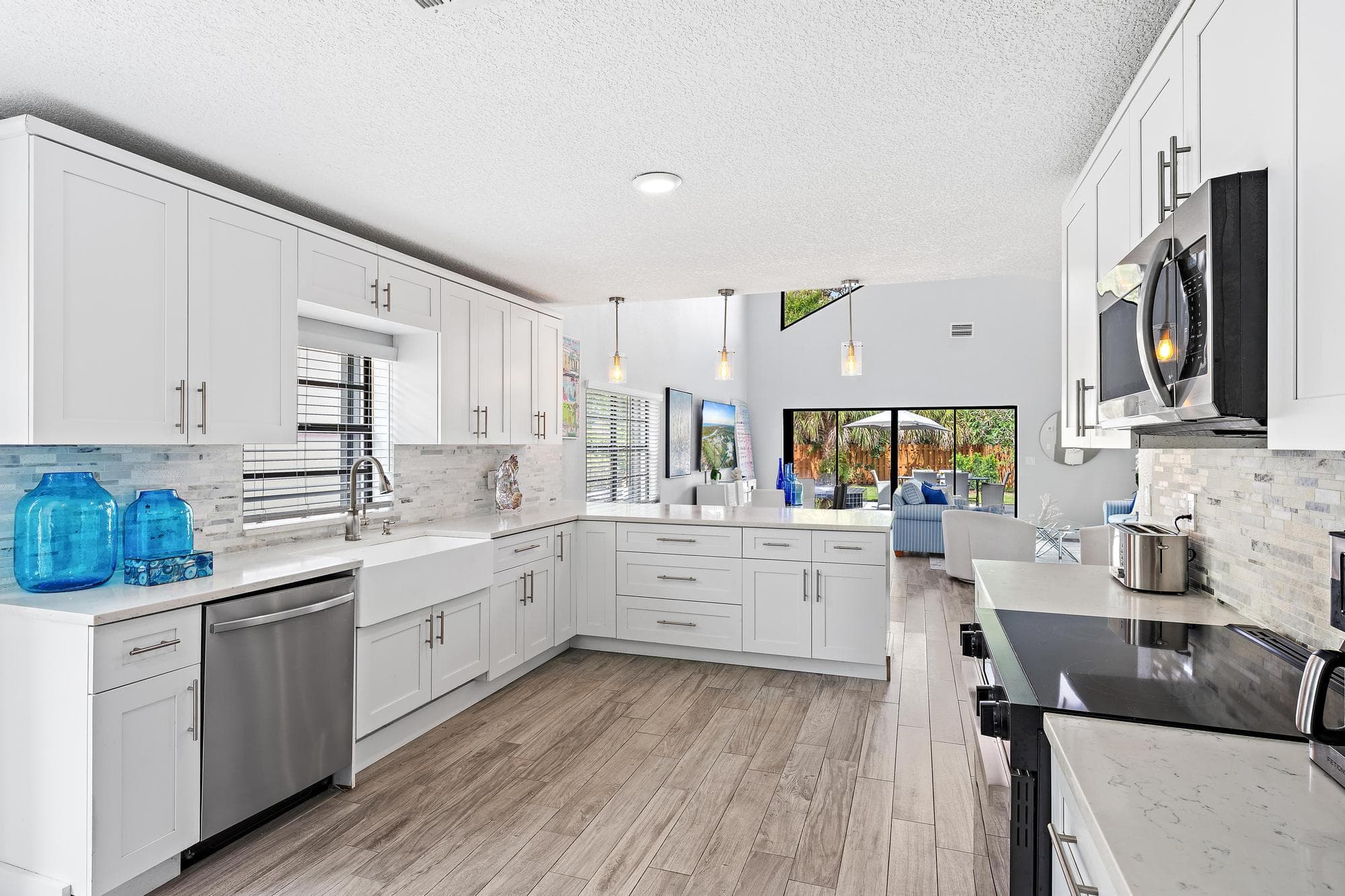2596 La Cristal Circle, Palm Beach Gardens, FL 33410 — photo 7 of 57