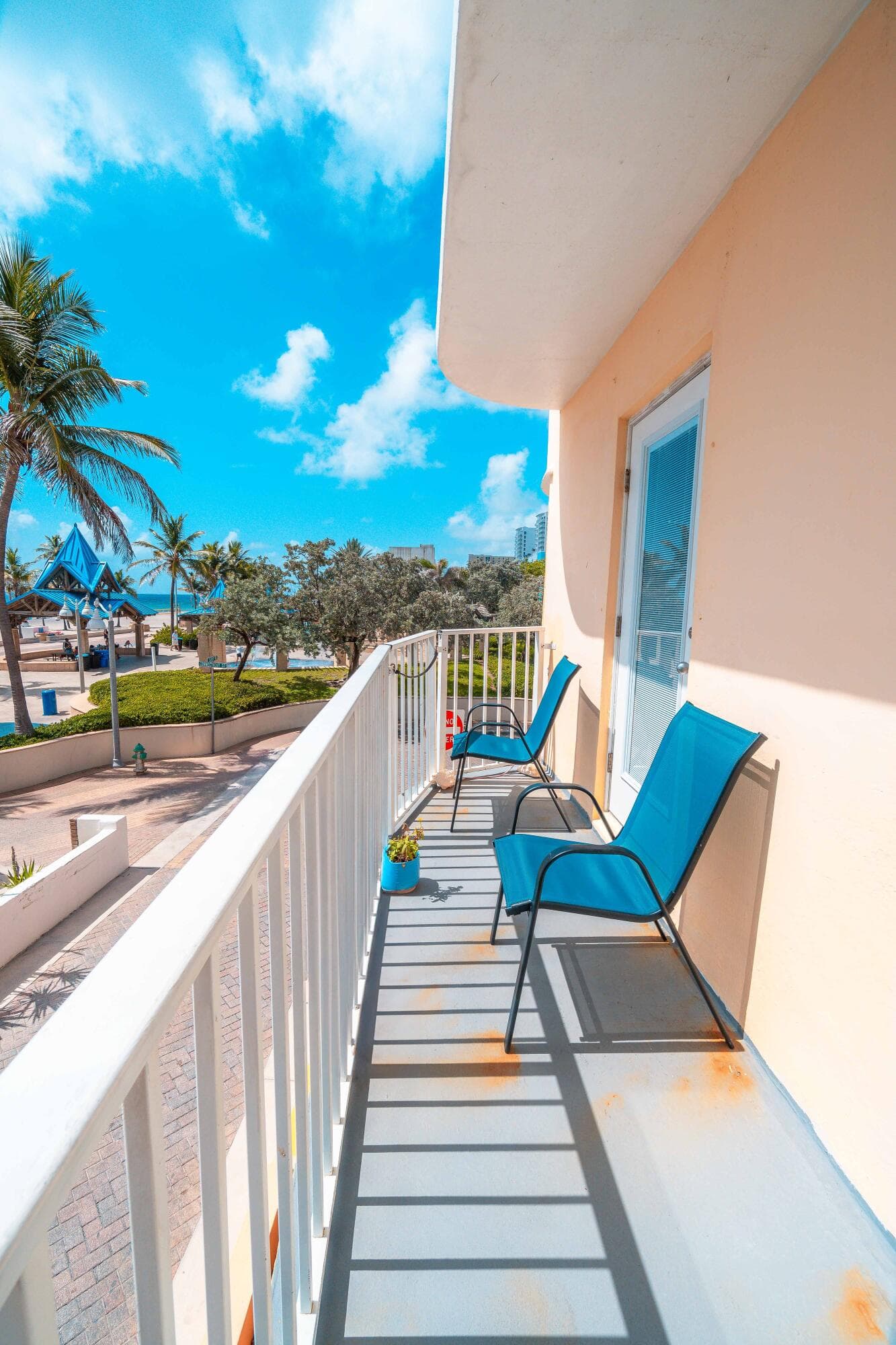 311 Connecticut Street 4, Hollywood, FL 33019 — photo 16 of 26