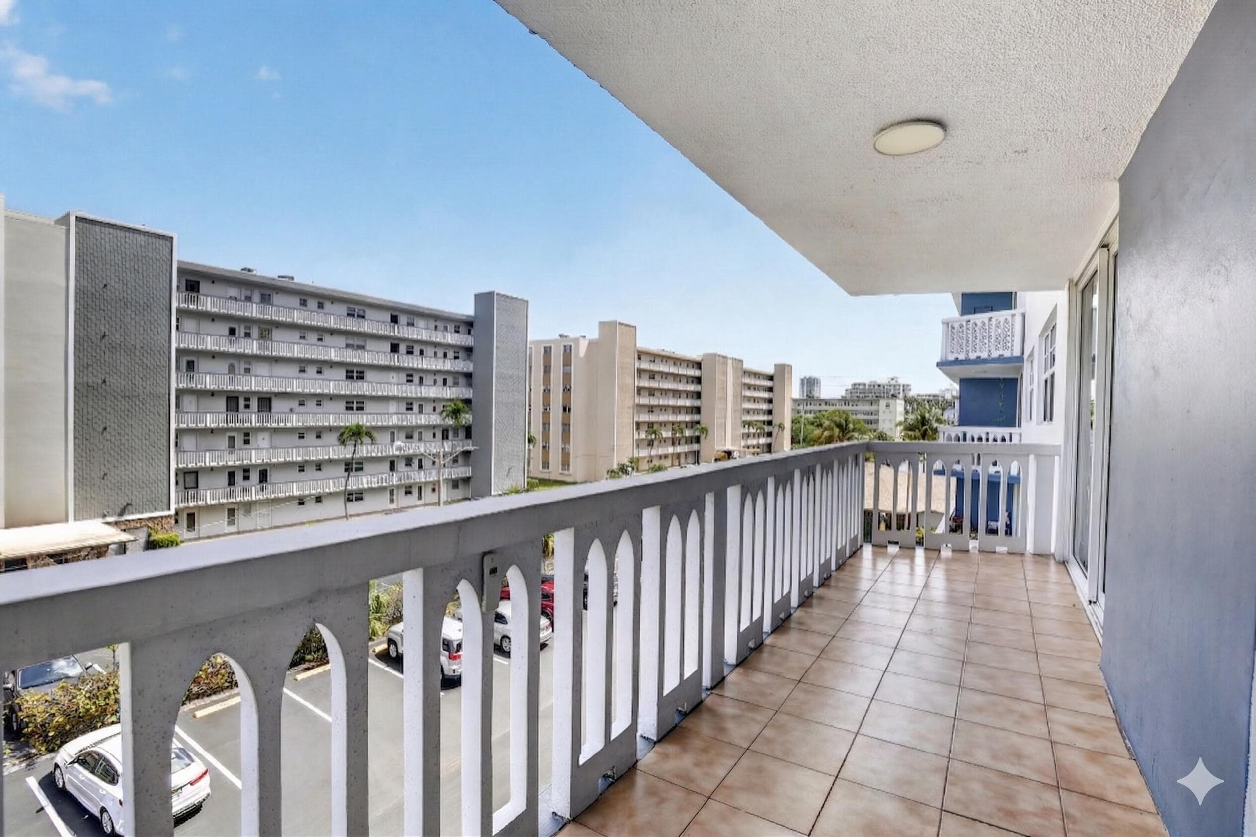 400 NE 12th Avenue 405, Hallandale Beach, FL 33009 — photo 21 of 31