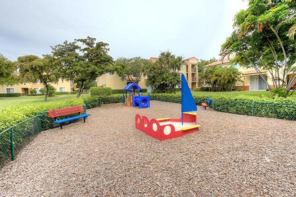 111 Yacht Club Way 305, Hypoluxo, FL 33462 — photo 28 of 30