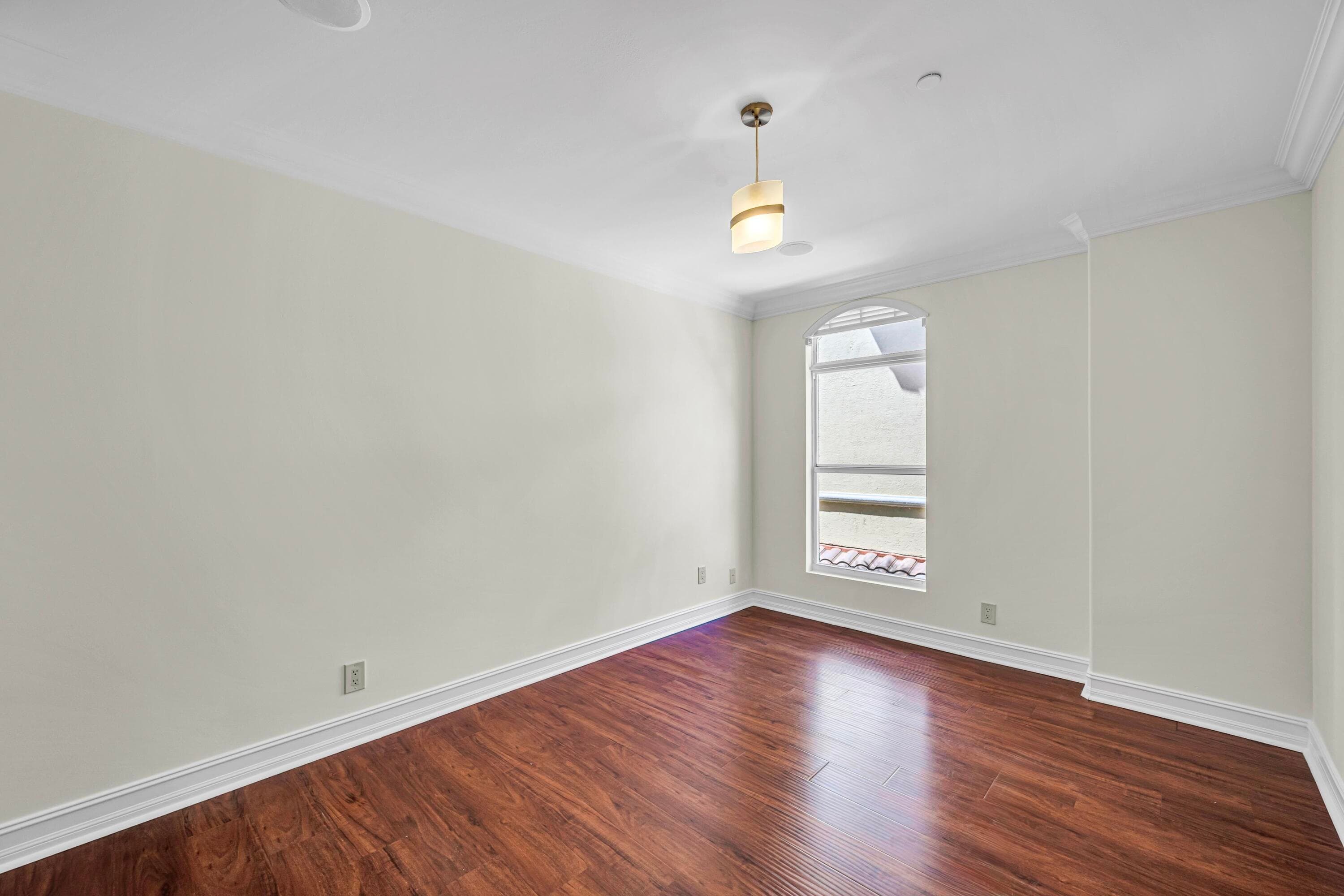 903 NE 17th Way 104, Fort Lauderdale, FL 33304 — photo 18 of 36