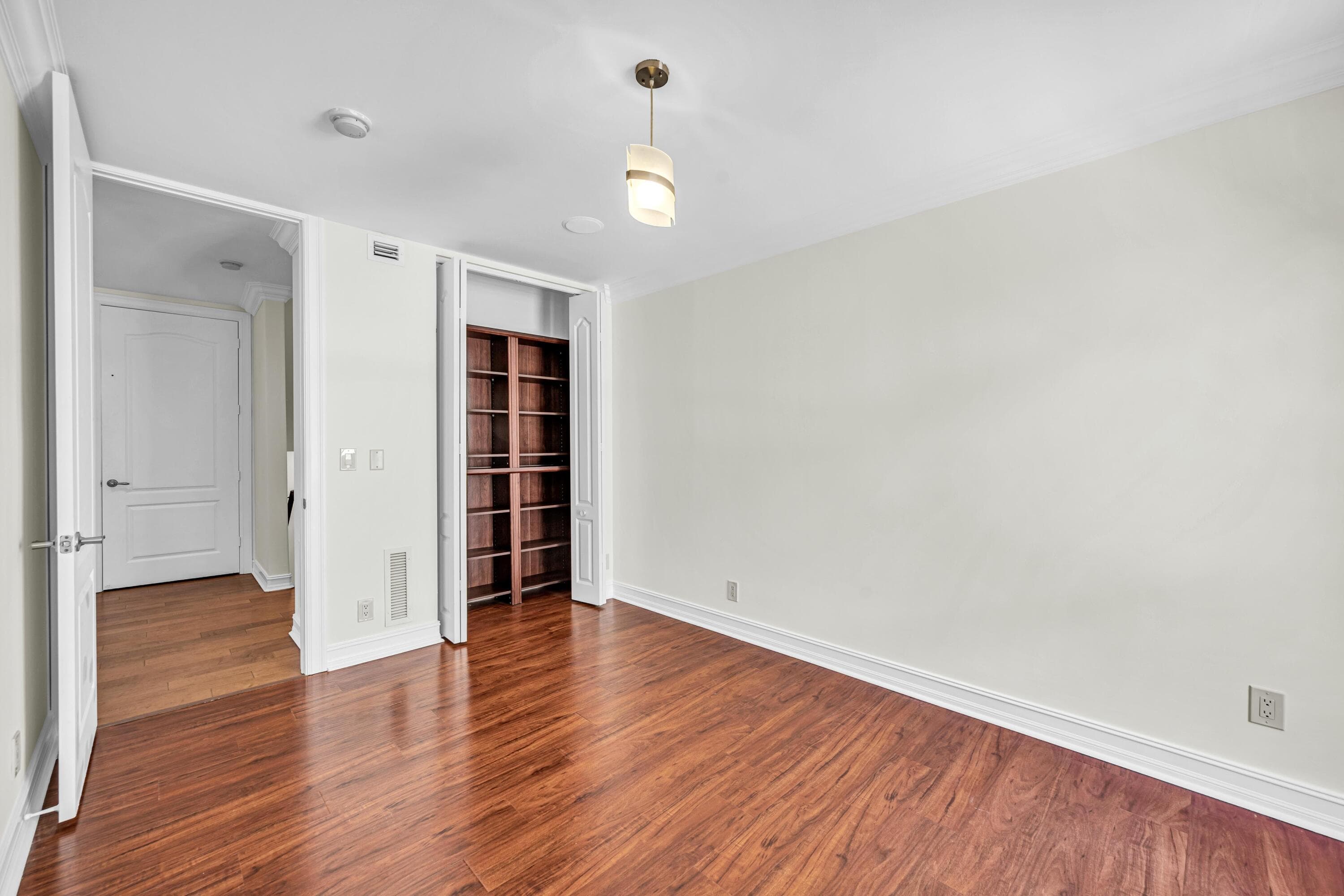 903 NE 17th Way 104, Fort Lauderdale, FL 33304 — photo 21 of 36
