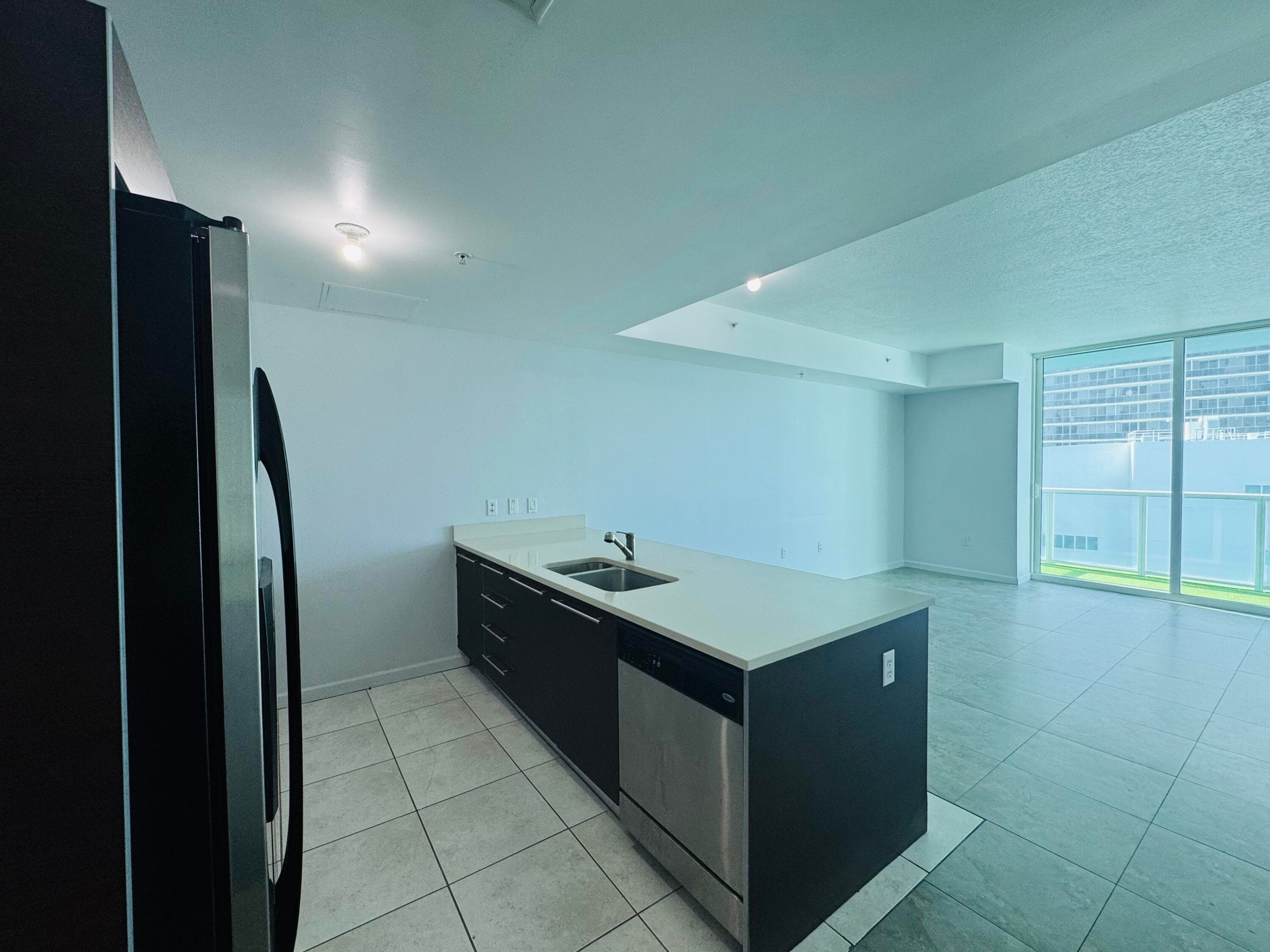1900 N Bayshore Drive 3609, Miami, FL 33132 — photo 7 of 21