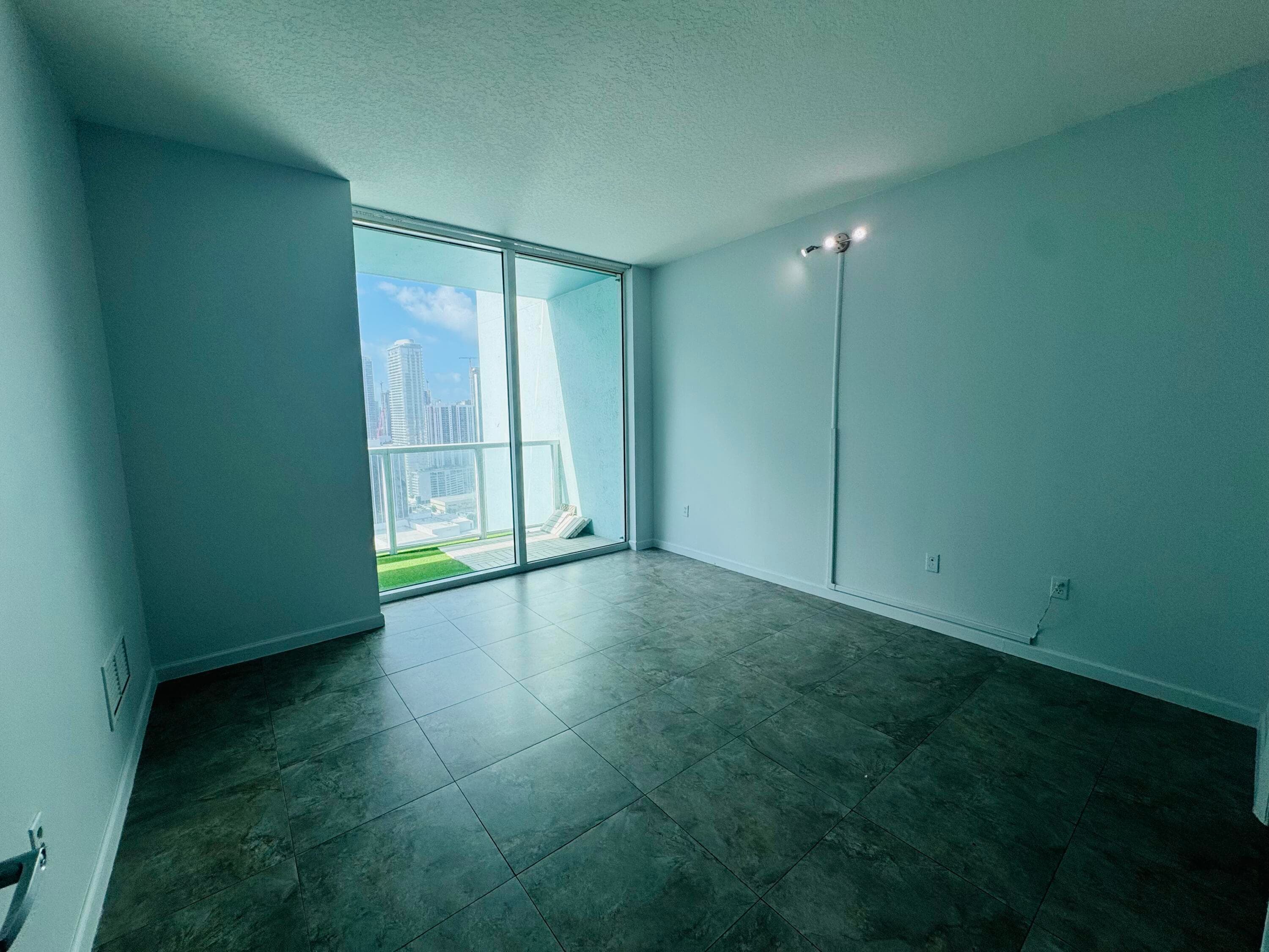 1900 N Bayshore Drive 3609, Miami, FL 33132 — photo 16 of 21