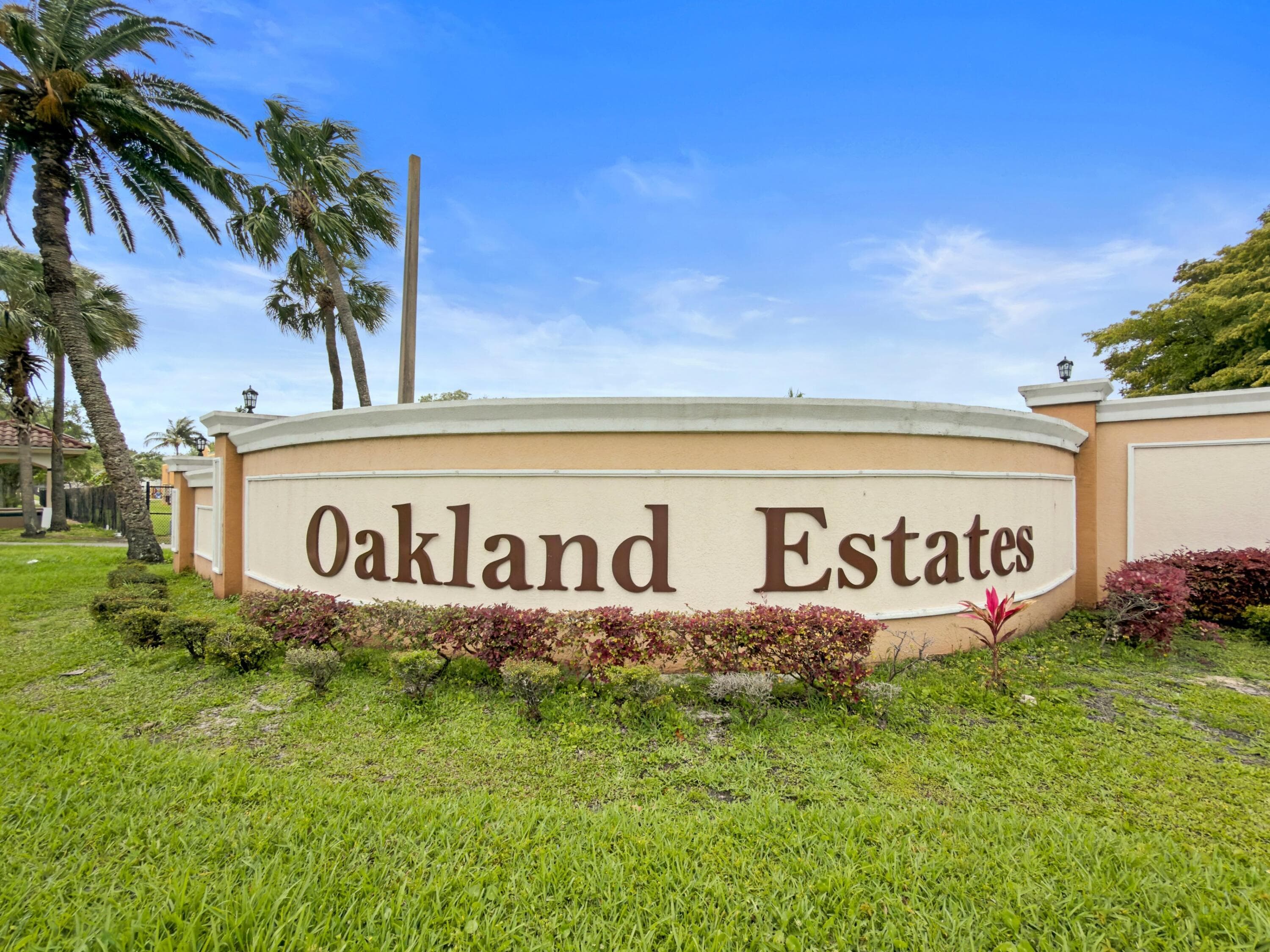 4000 NW 44th Avenue 207, Lauderdale Lakes, FL 33319 — photo 28 of 39