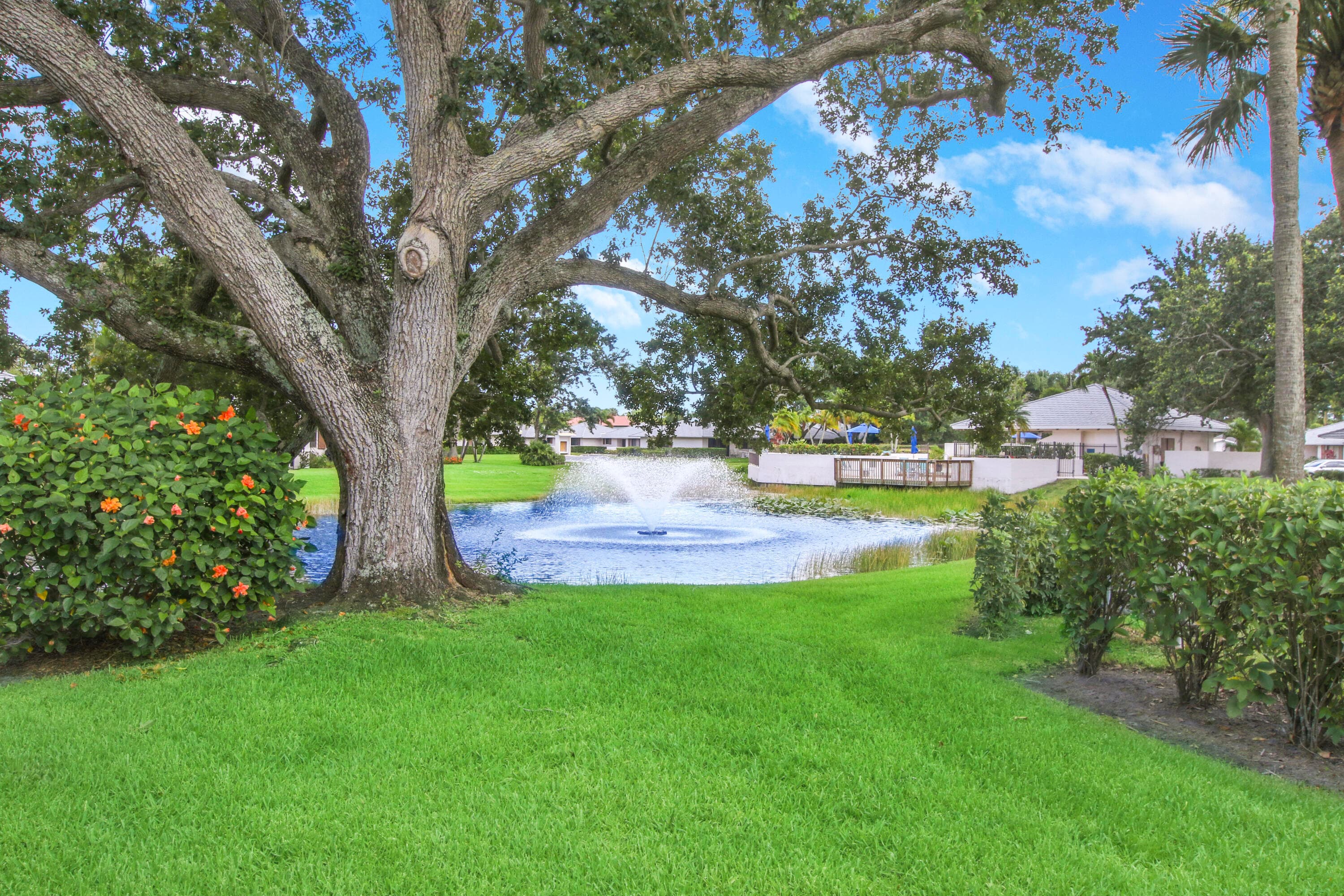 915 Club Drive, Palm Beach Gardens, FL 33418 — photo 16 of 17