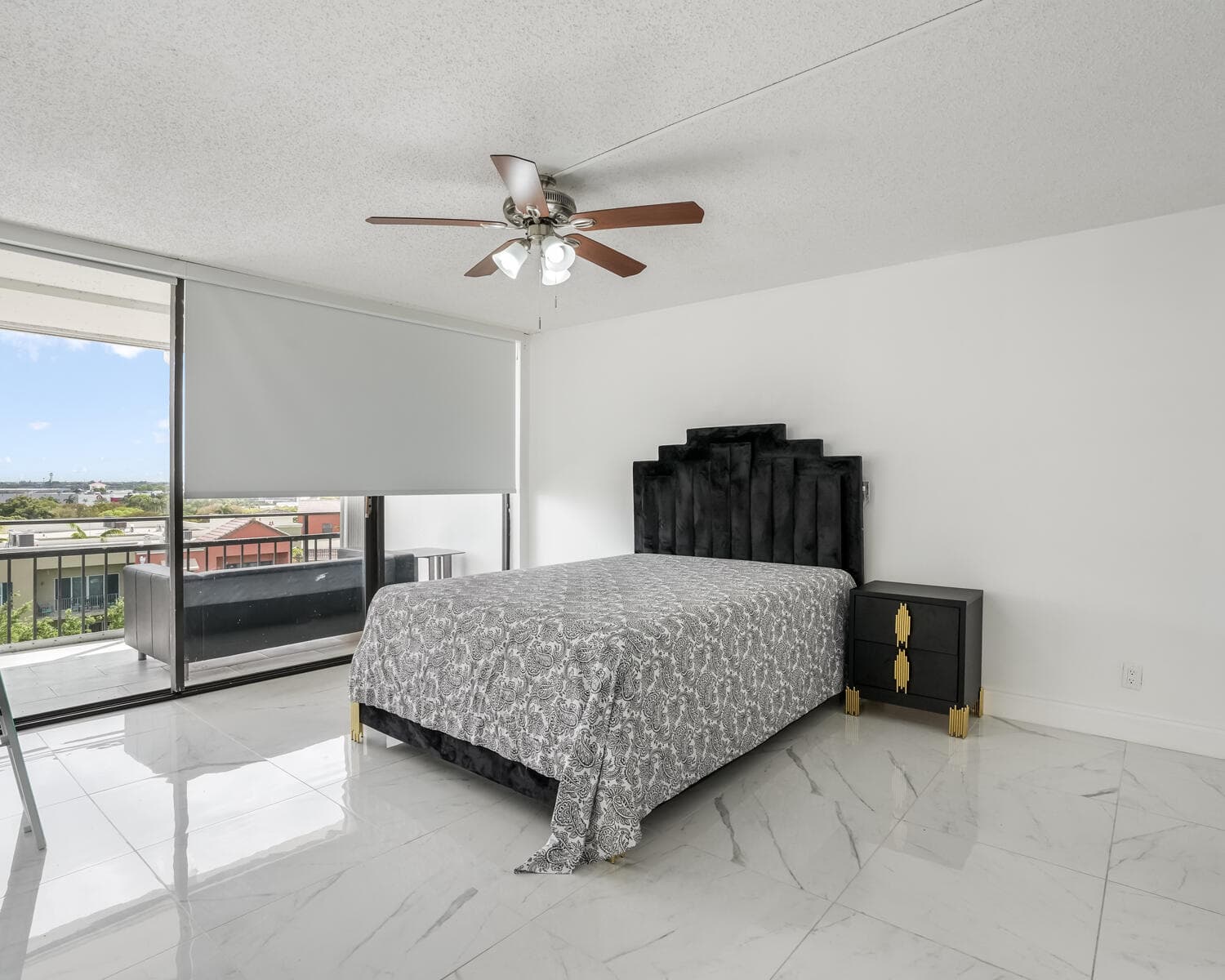 1500 Presidential Way 806, West Palm Beach, FL 33401 — photo 5 of 27