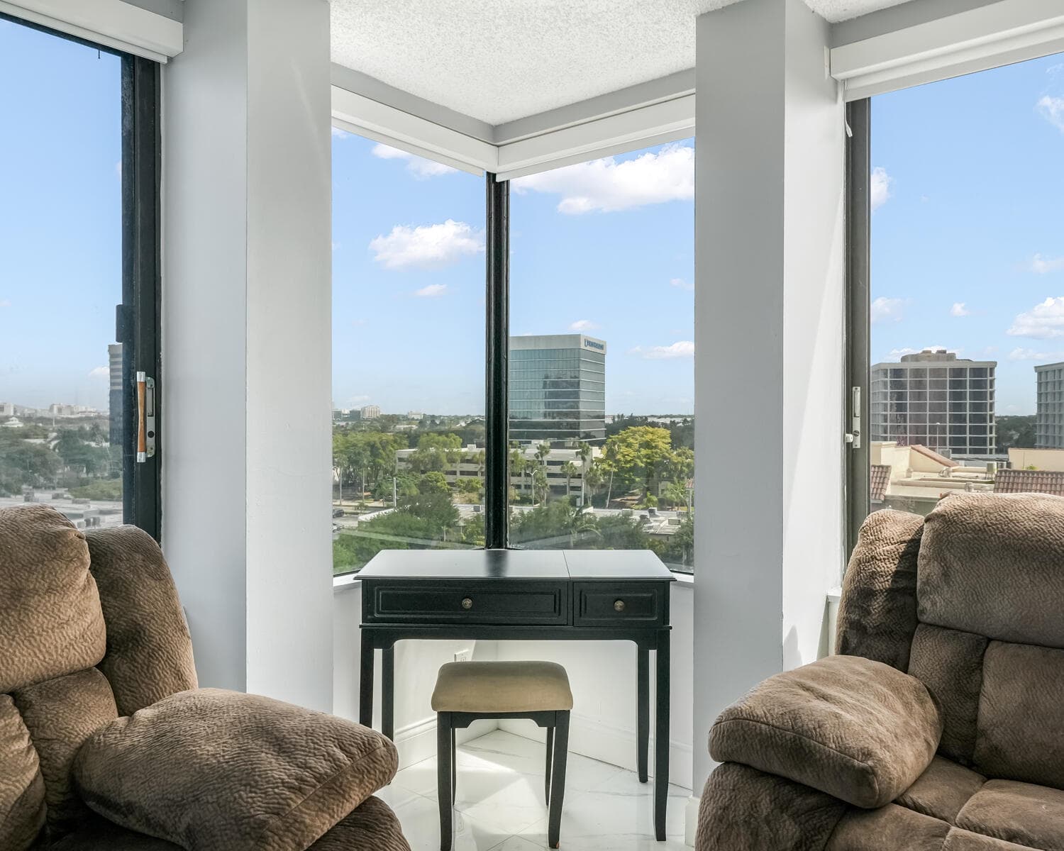 1500 Presidential Way 806, West Palm Beach, FL 33401 — photo 3 of 27