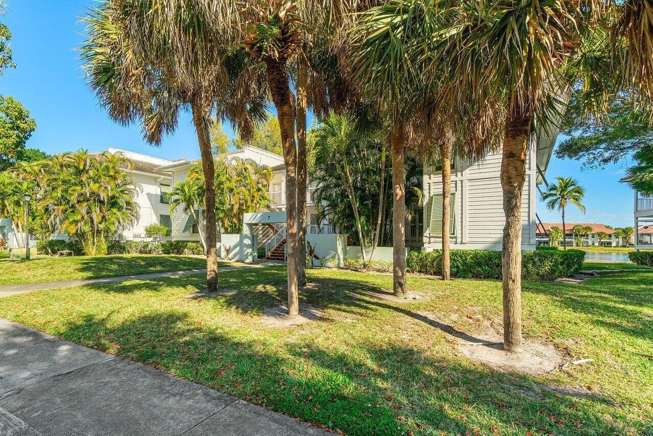 159 Cypress Point Drive, Palm Beach Gardens, FL 33418 — photo 20 of 24