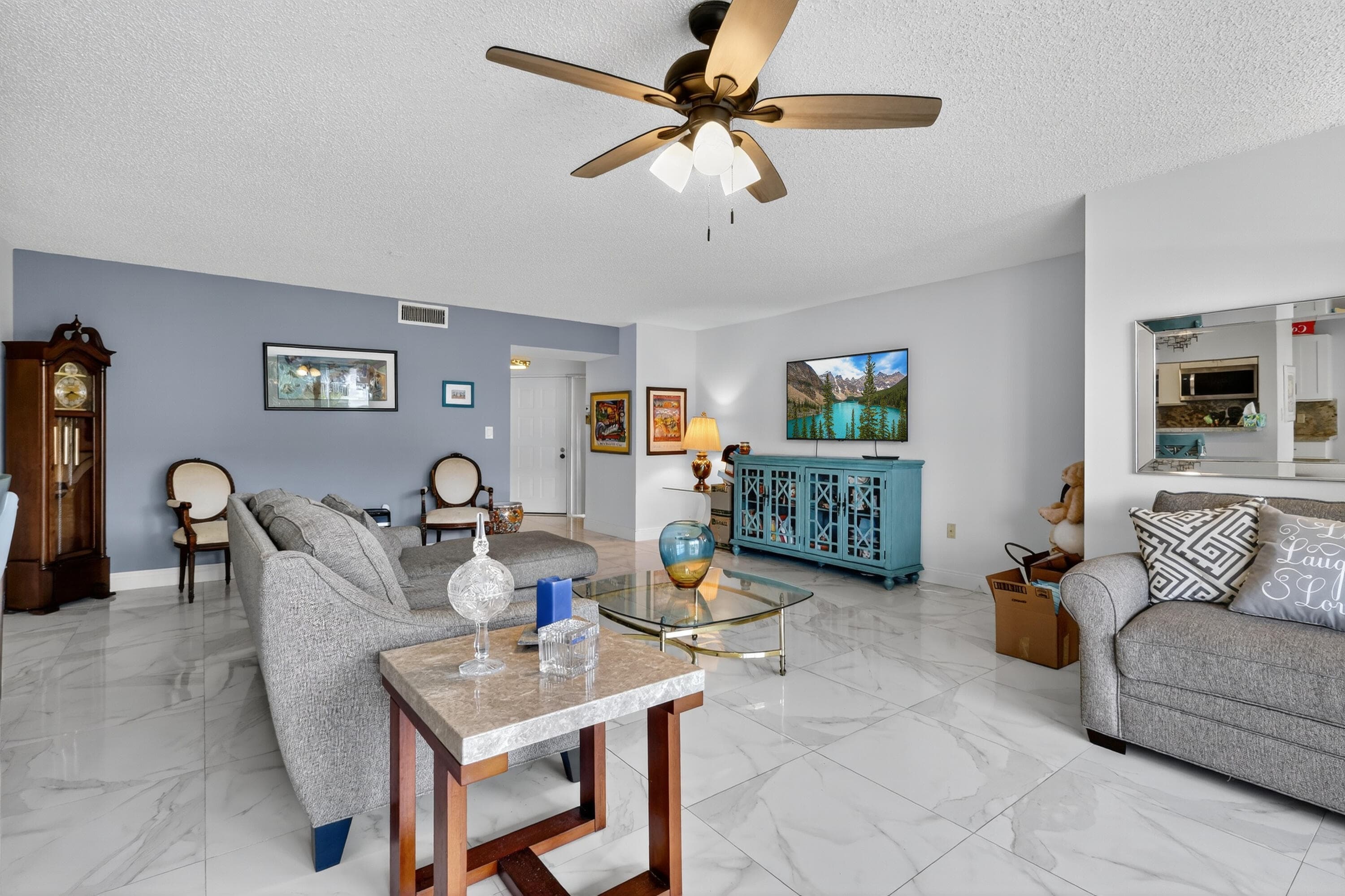 110 Half Moon Circle D2, Hypoluxo, FL 33462 — photo 8 of 44