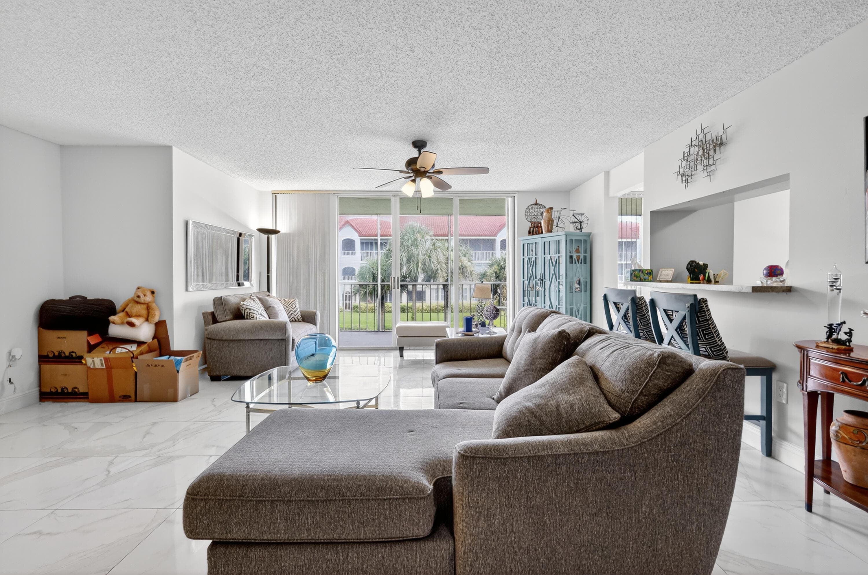 110 Half Moon Circle D2, Hypoluxo, FL 33462 — photo 9 of 44