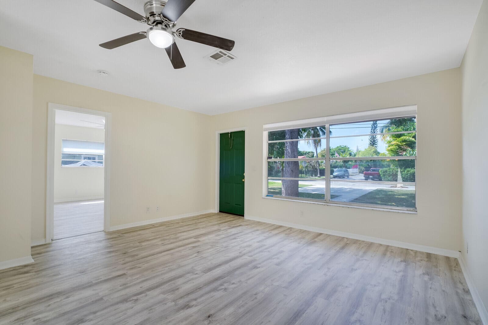 3800 Calvin Avenue, West Palm Beach, FL 33407 — photo 14 of 28