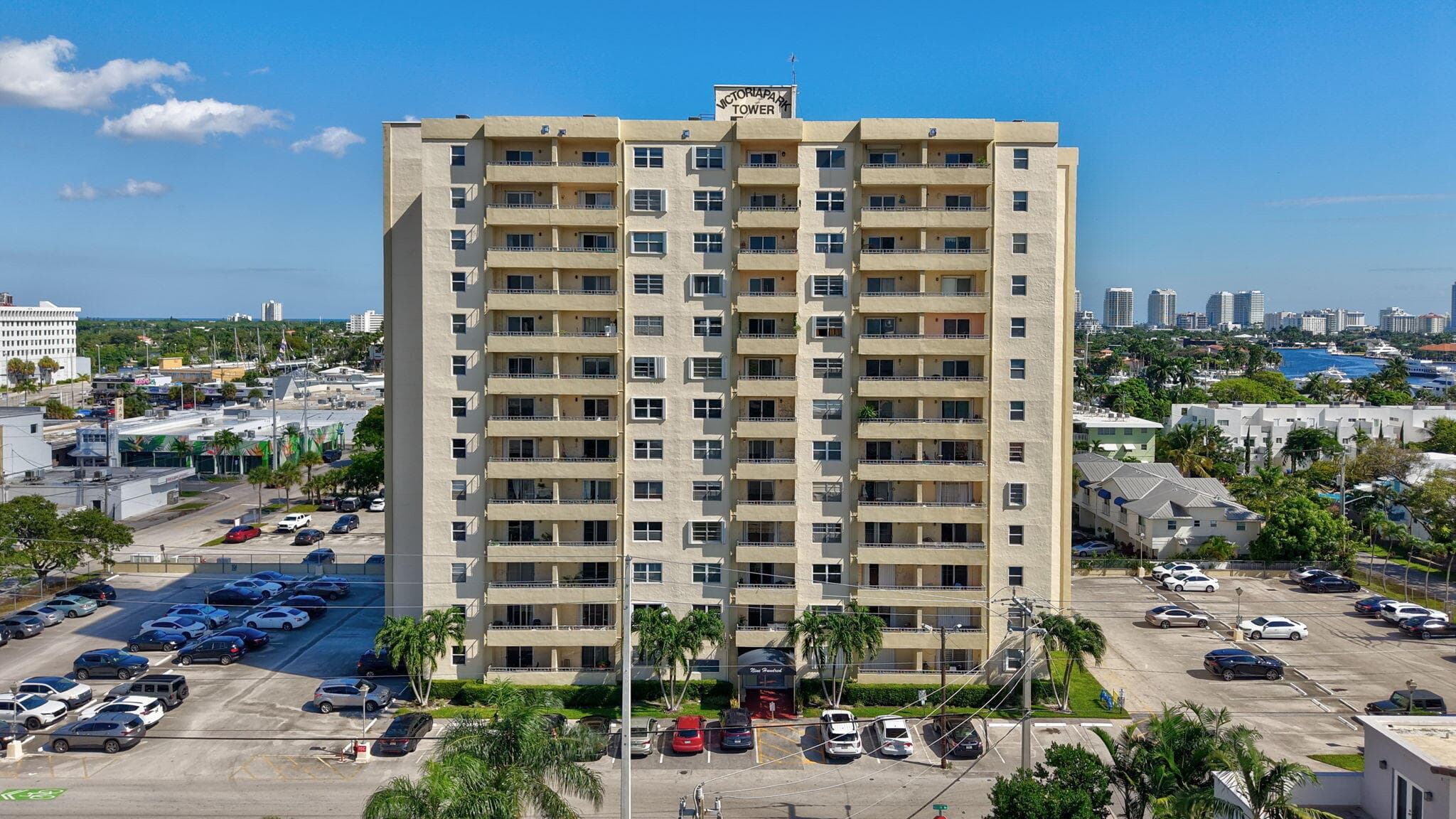 900 NE 18th Avenue 1004, Fort Lauderdale, FL 33304 — photo 32 of 39