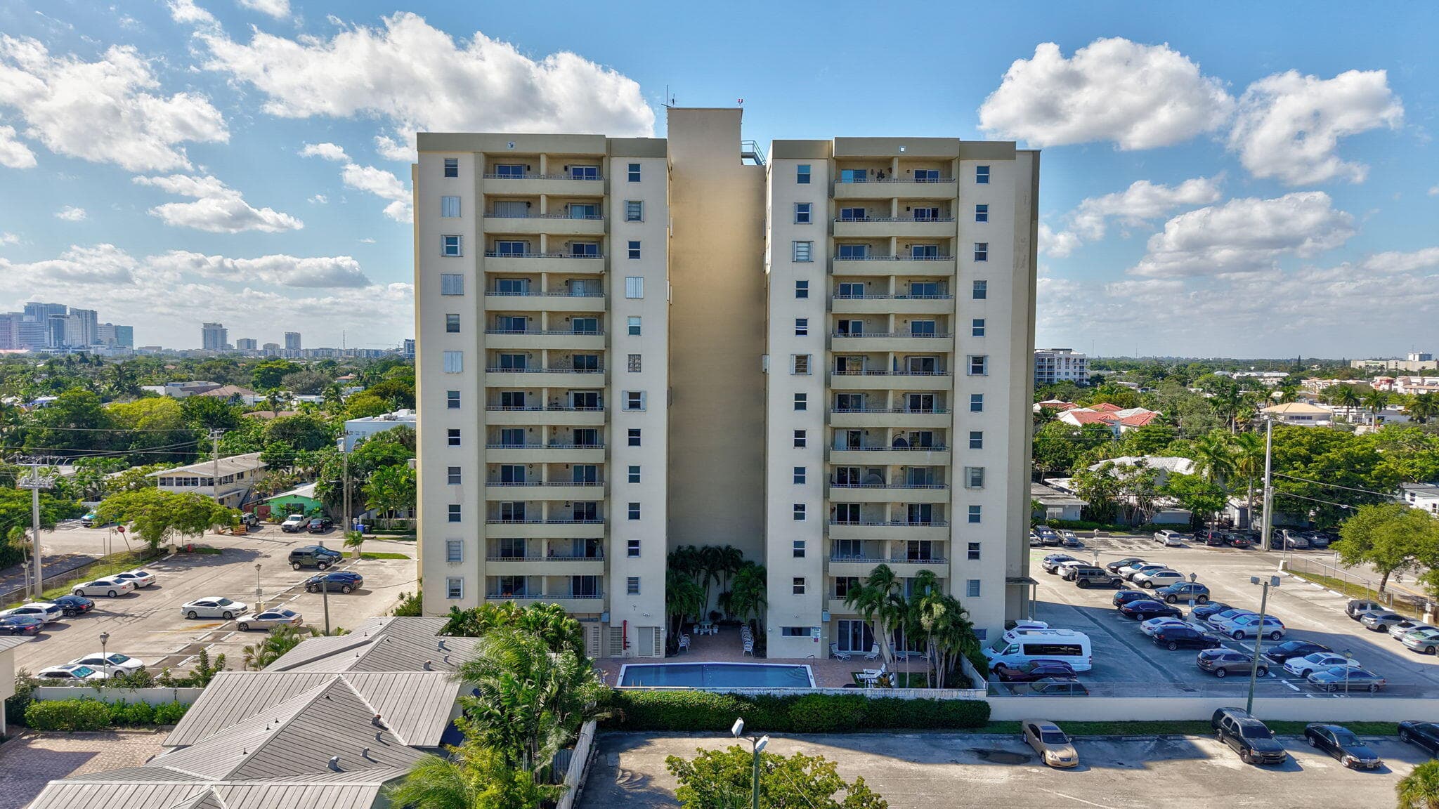 900 NE 18th Avenue 1004, Fort Lauderdale, FL 33304 — photo 38 of 39