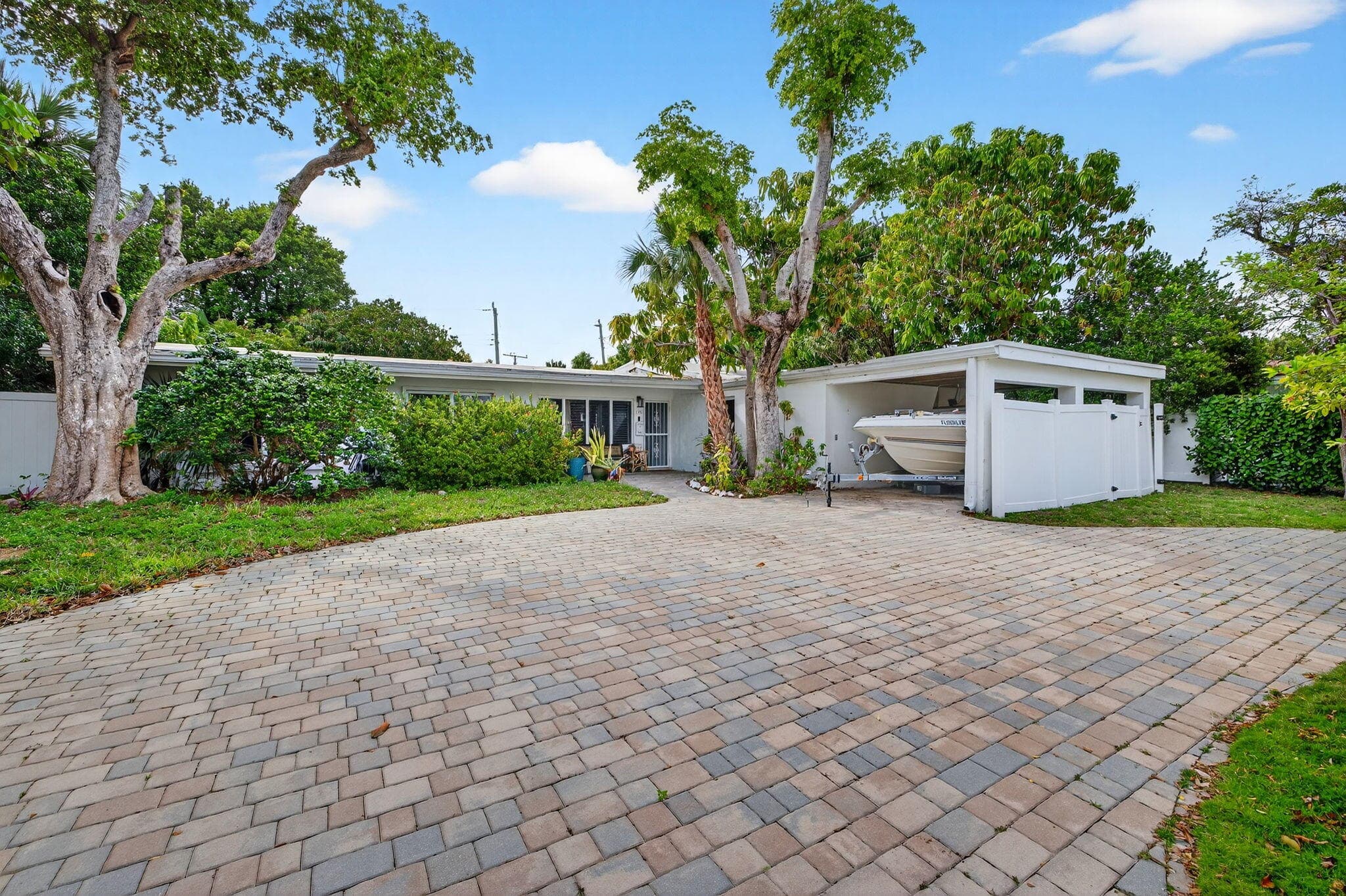 1935 SE 25th Avenue, Fort Lauderdale, FL 33316 — photo 7 of 71