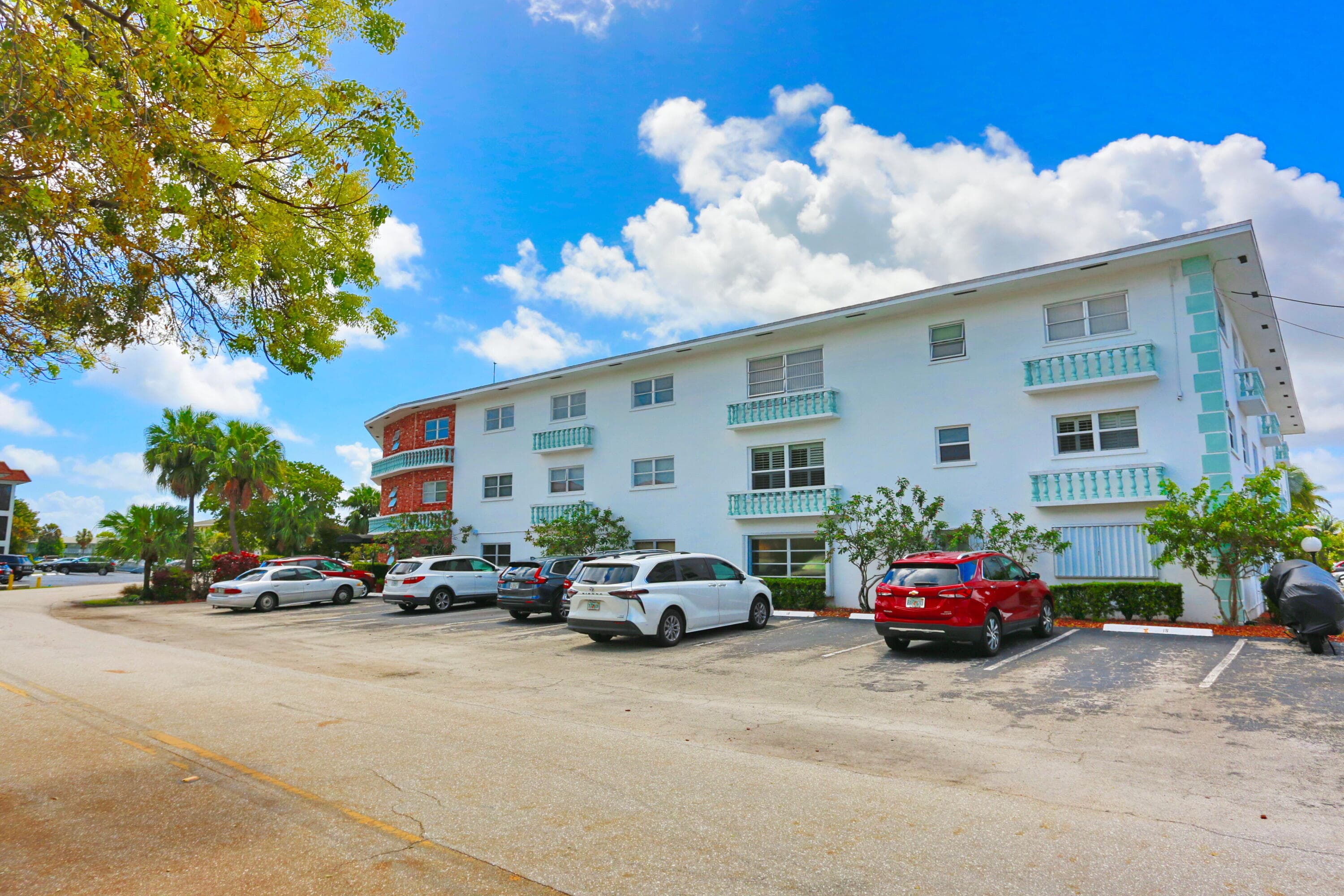 600 Pine Drive 209, Pompano Beach, FL 33060 — photo 6 of 72