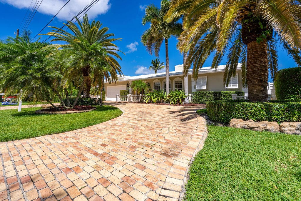 4450 NE 24th Terrace, Lighthouse Point, FL 33064 — photo 3 of 47