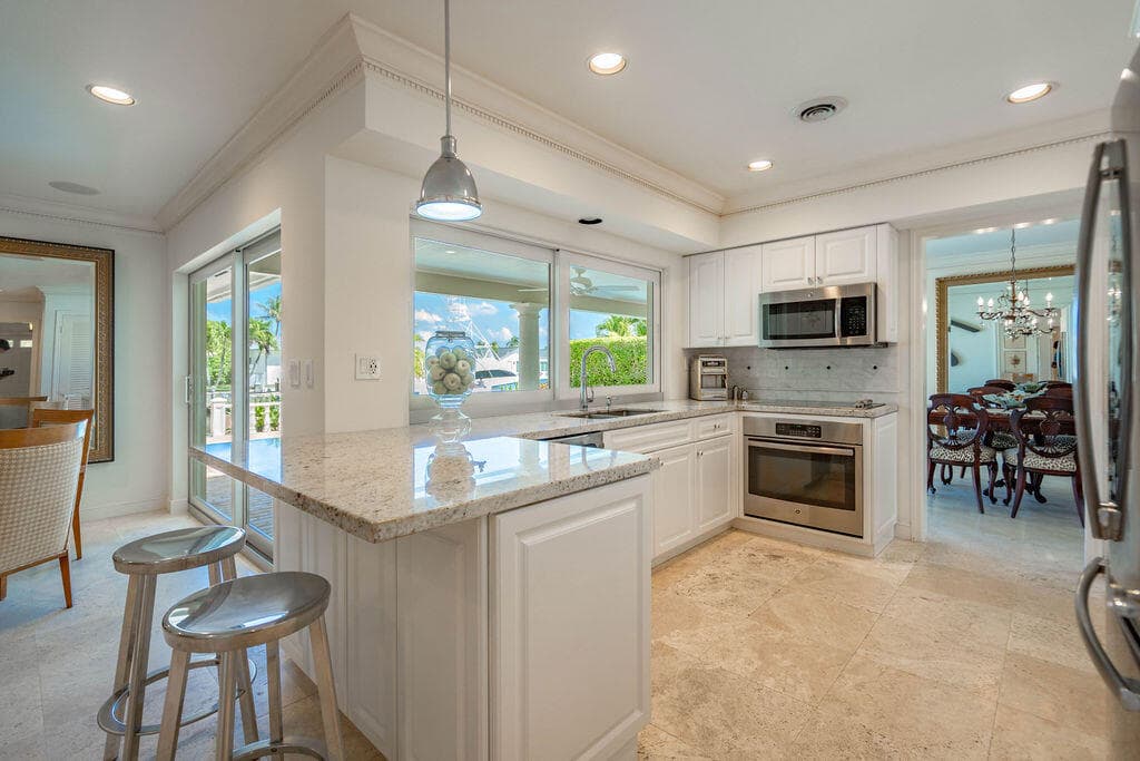 4450 NE 24th Terrace, Lighthouse Point, FL 33064 — photo 13 of 47