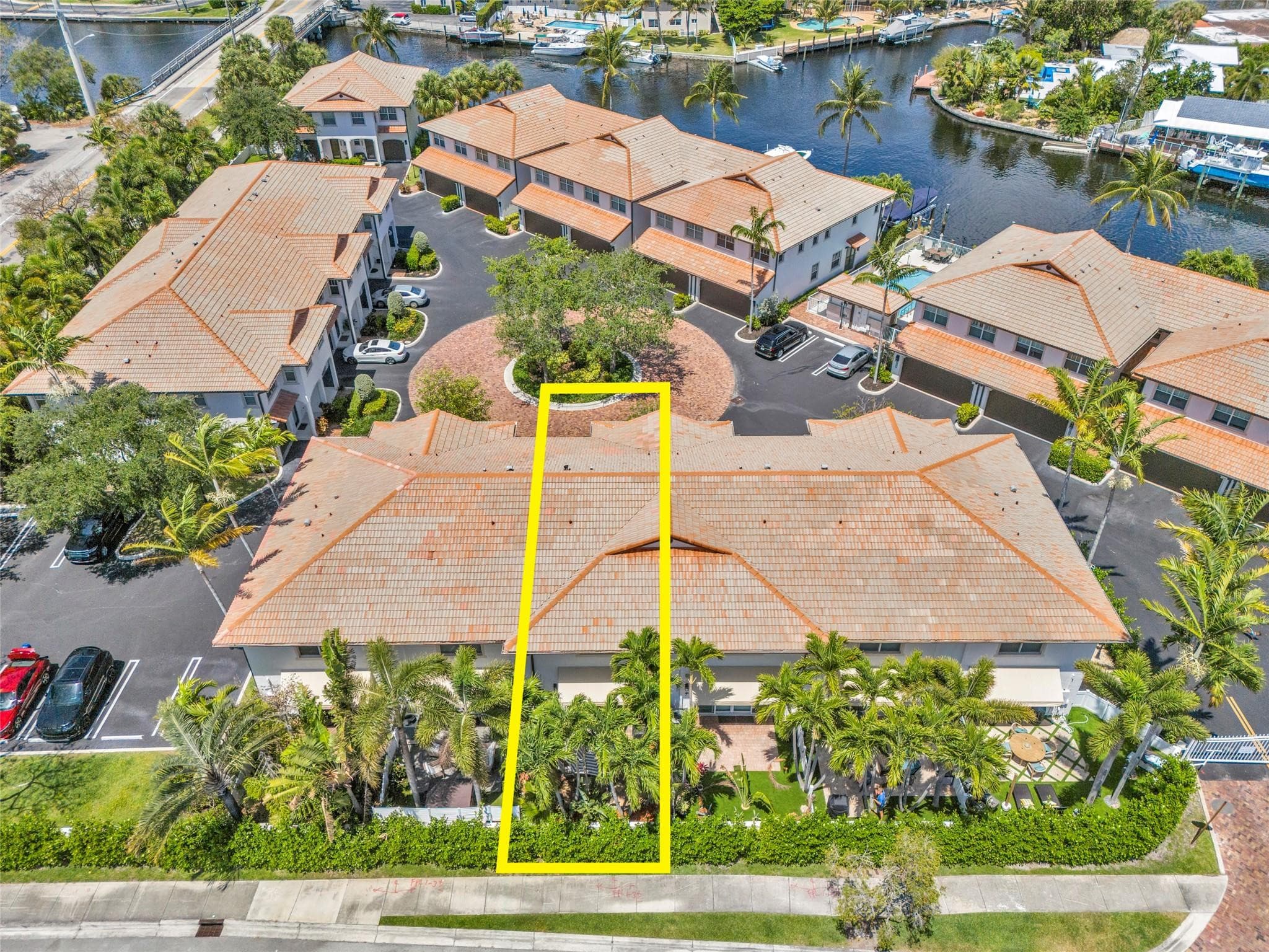 1327 SE 3rd Avenue, Pompano Beach, FL 33060 — photo 5 of 34