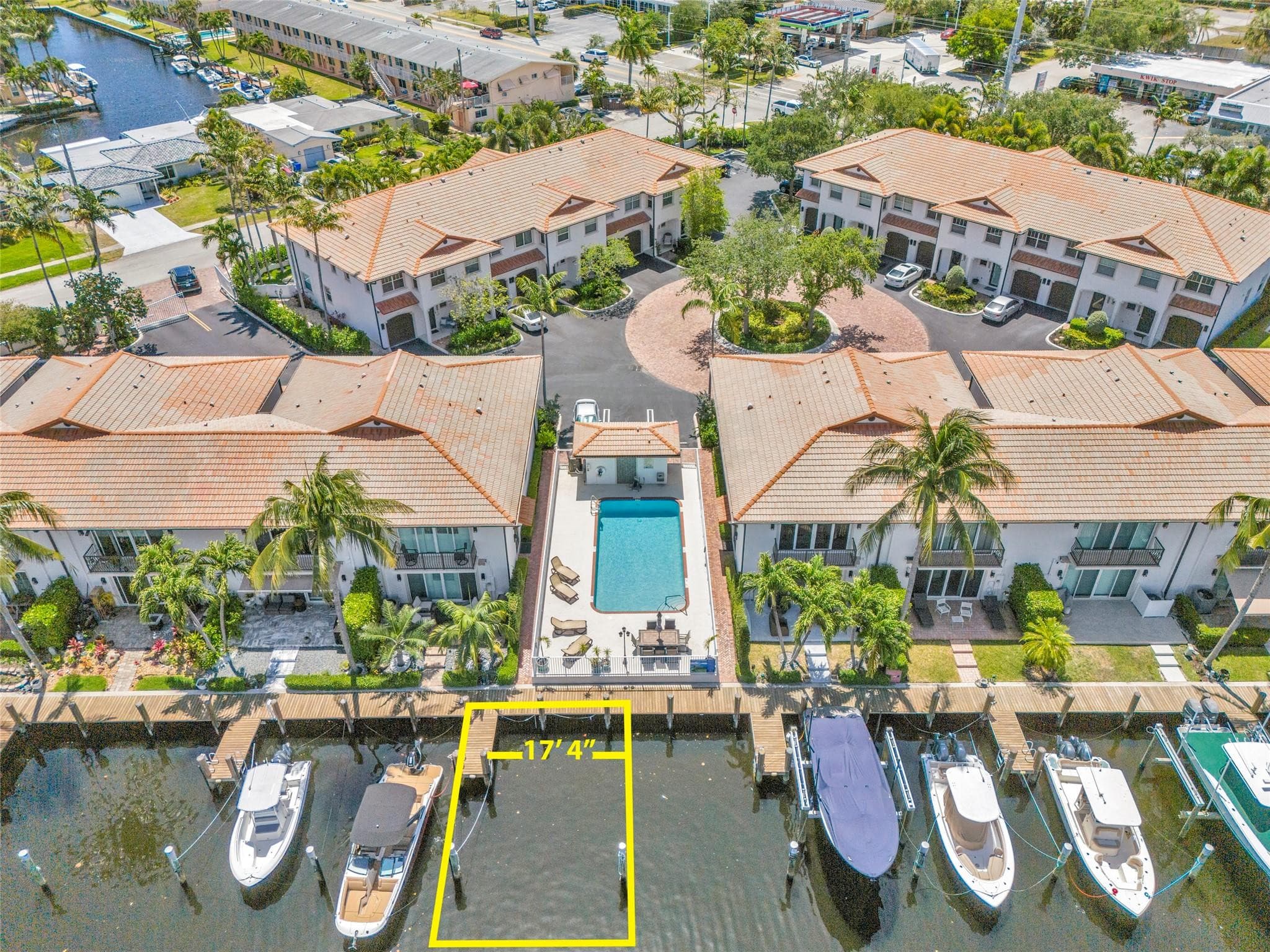 1327 SE 3rd Avenue, Pompano Beach, FL 33060 — photo 8 of 34