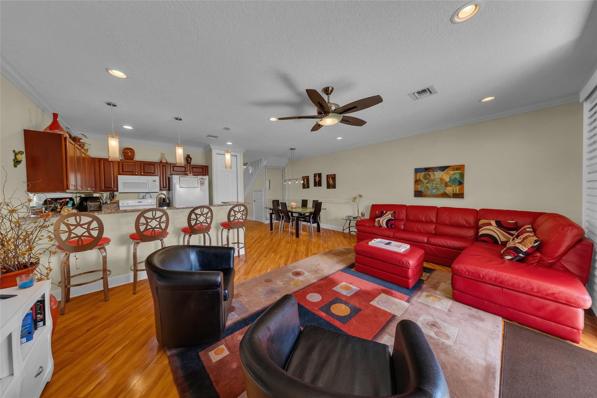 1327 SE 3rd Avenue, Pompano Beach, FL 33060 — photo 12 of 34