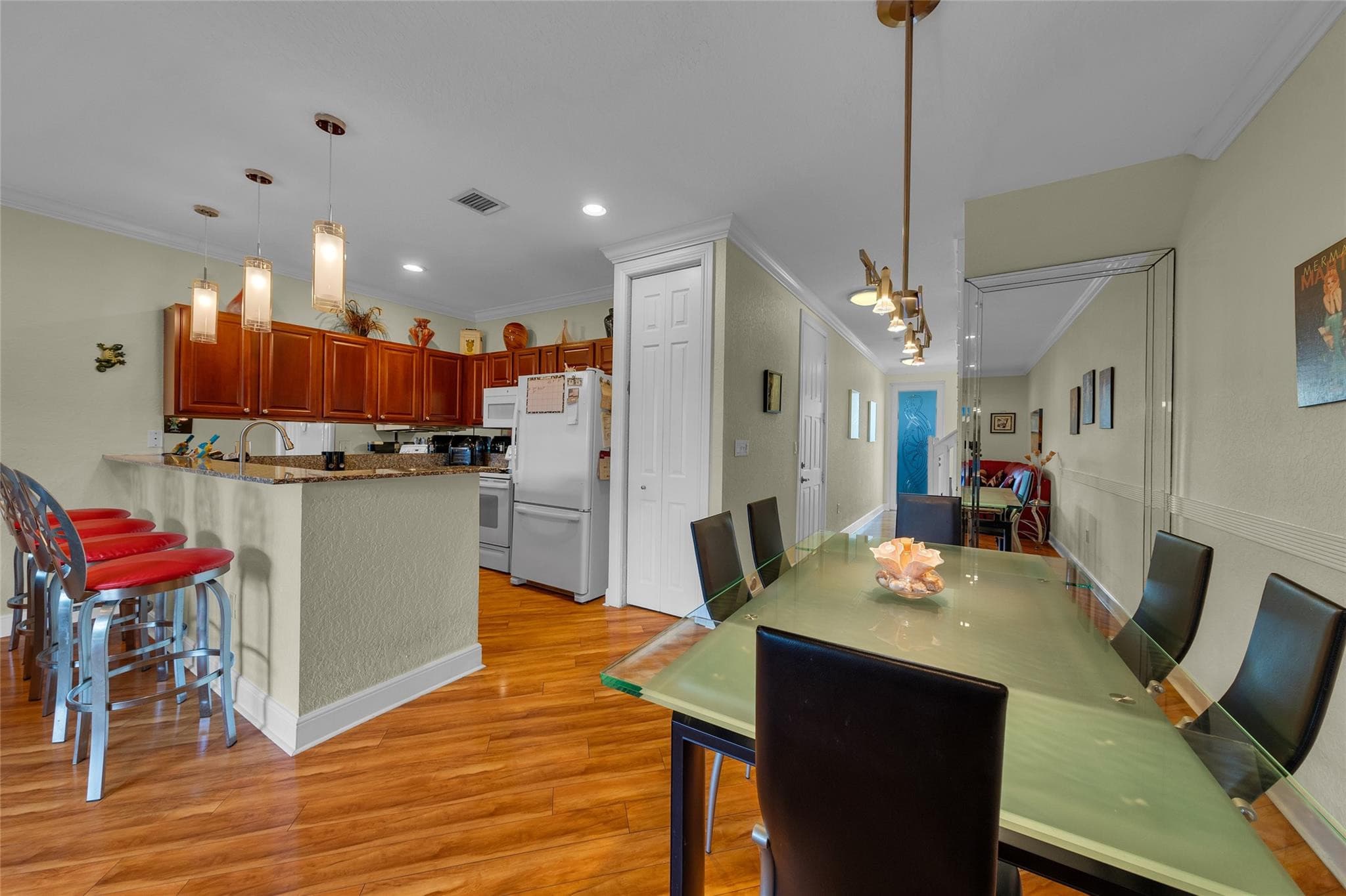 1327 SE 3rd Avenue, Pompano Beach, FL 33060 — photo 15 of 34