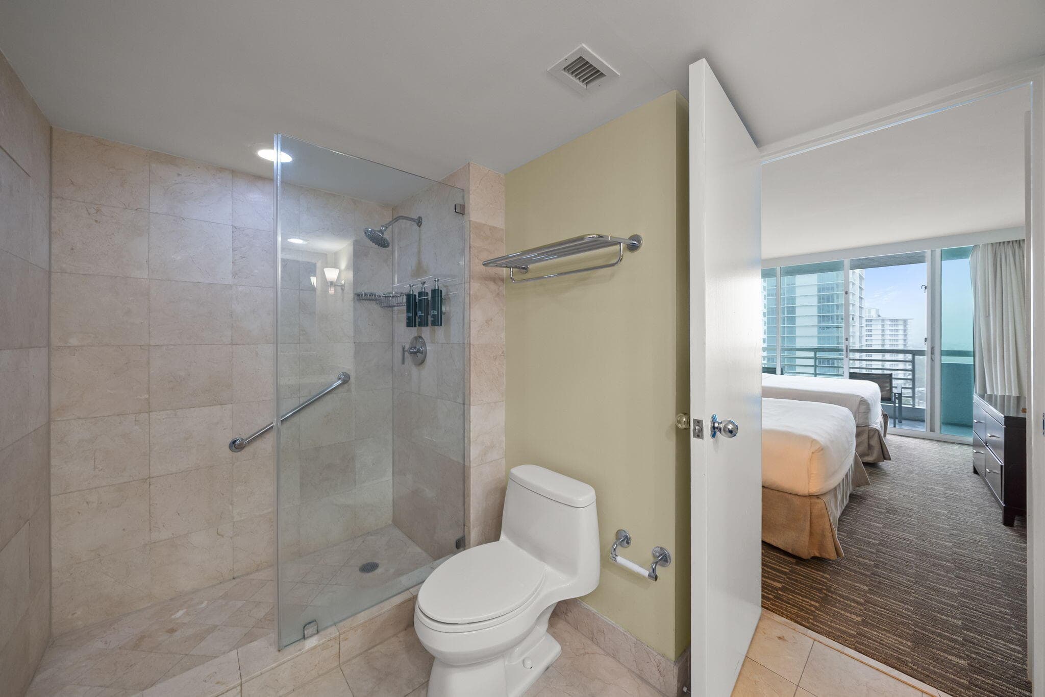 2670 E Sunrise Boulevard 1201, Fort Lauderdale, FL 33304 — photo 25 of 53