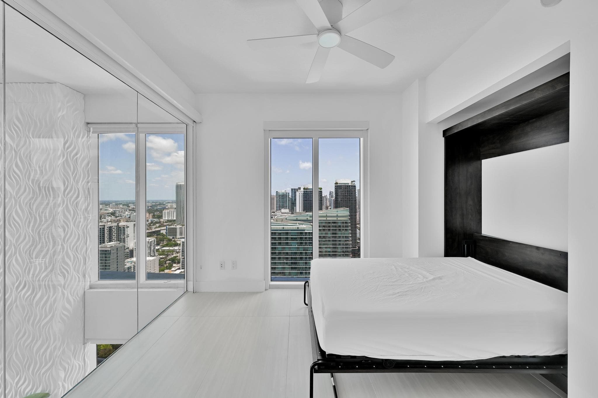 60 SW 13th Street 4013, Miami, FL 33130 — photo 25 of 37