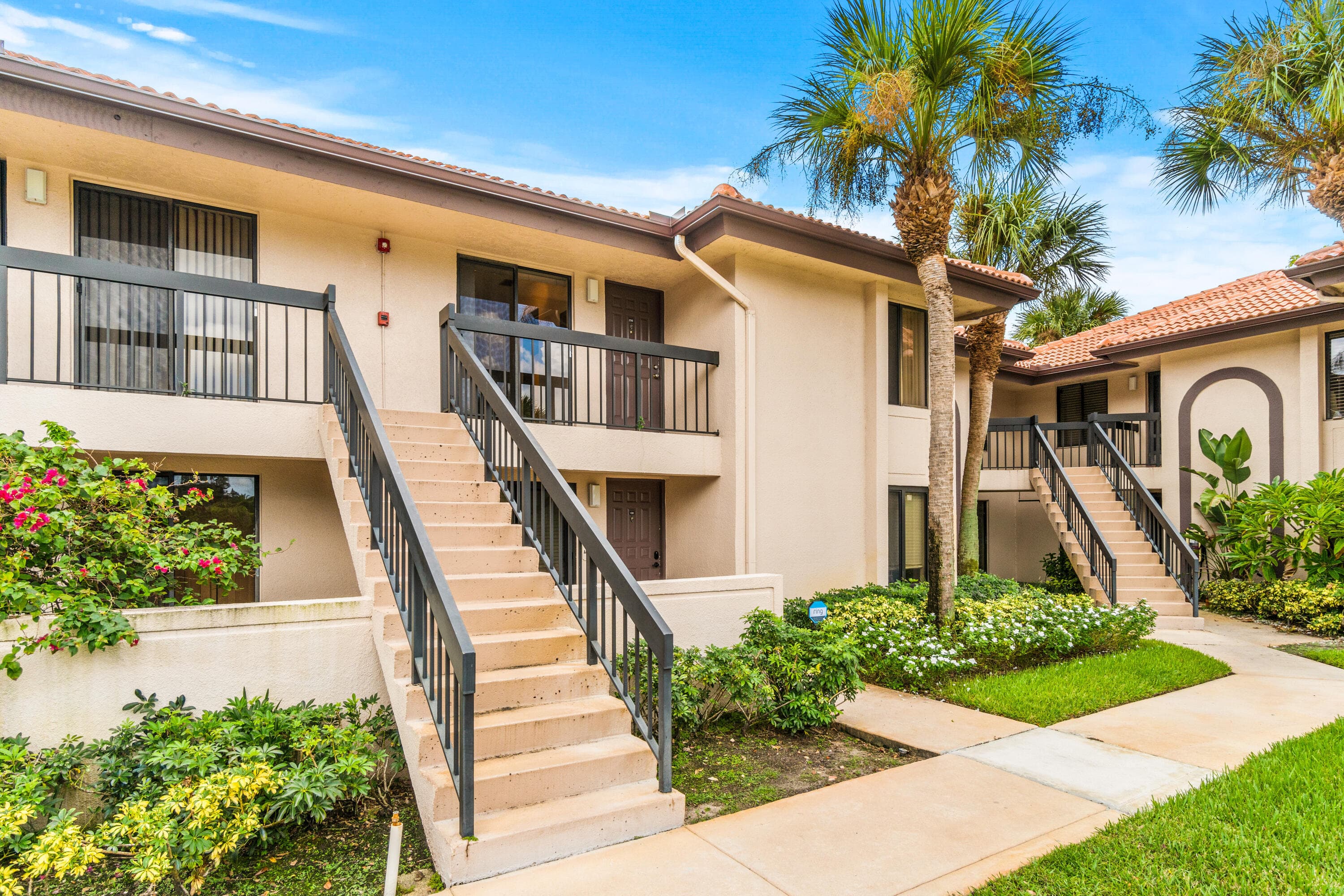 5151 W Club Circle 206, Boca Raton, FL 33487 — photo 1 of 22