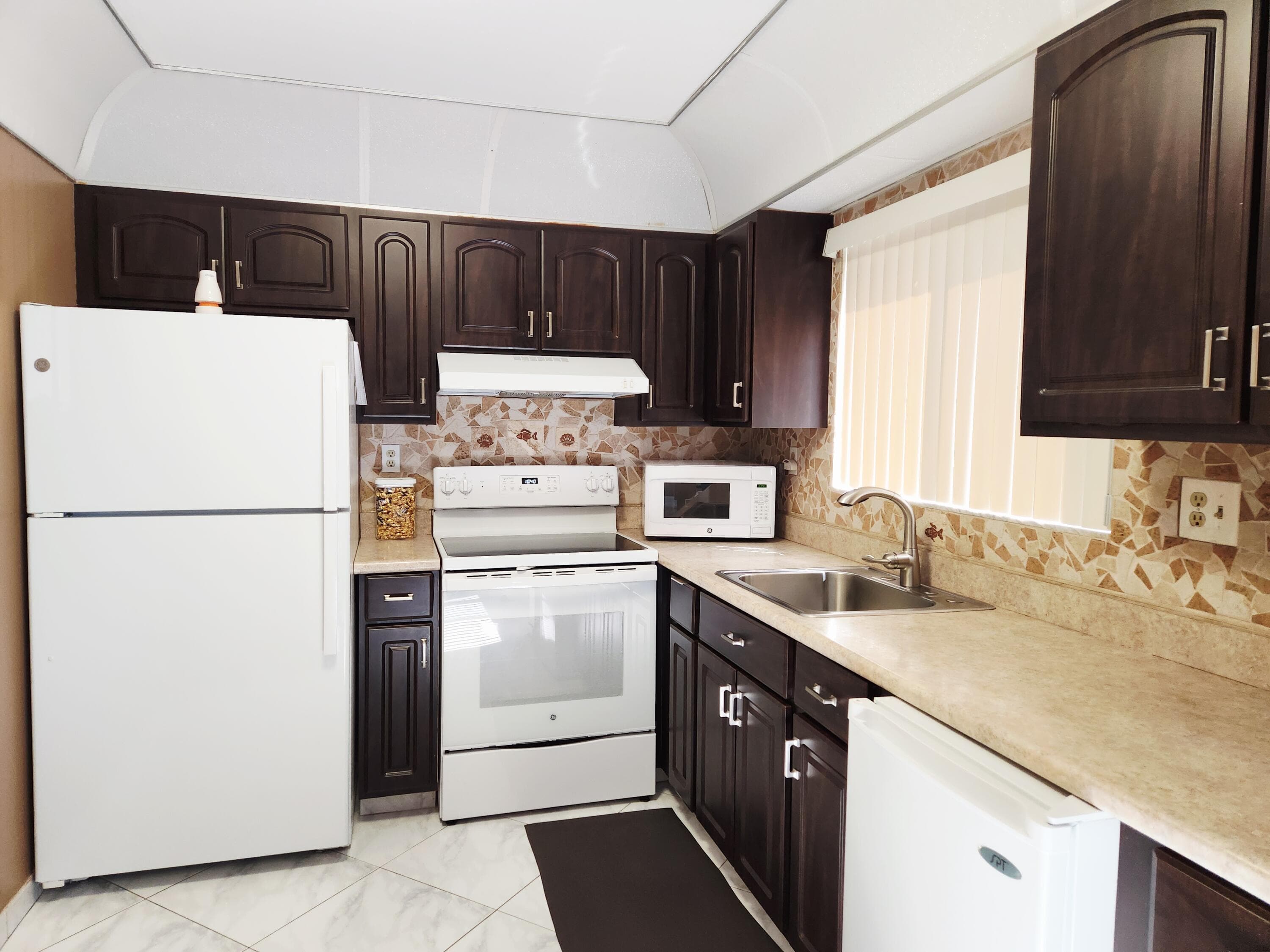 15217 Lakes Of Delray Boulevard 87, Delray Beach, FL 33484 — photo 7 of 17