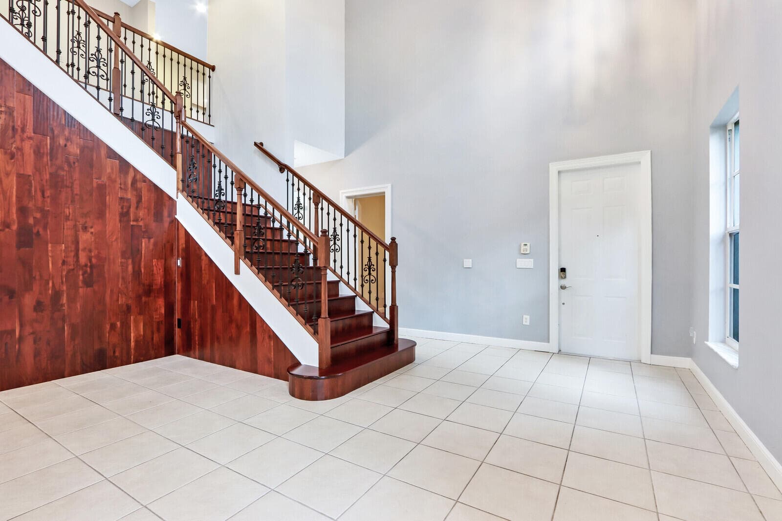 1904 Flower Drive, Palm Beach Gardens, FL 33410 — photo 4 of 48