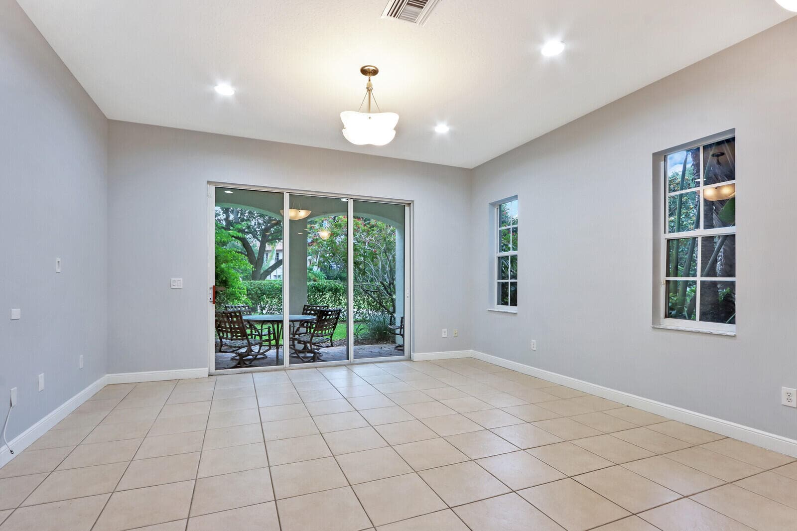1904 Flower Drive, Palm Beach Gardens, FL 33410 — photo 20 of 48