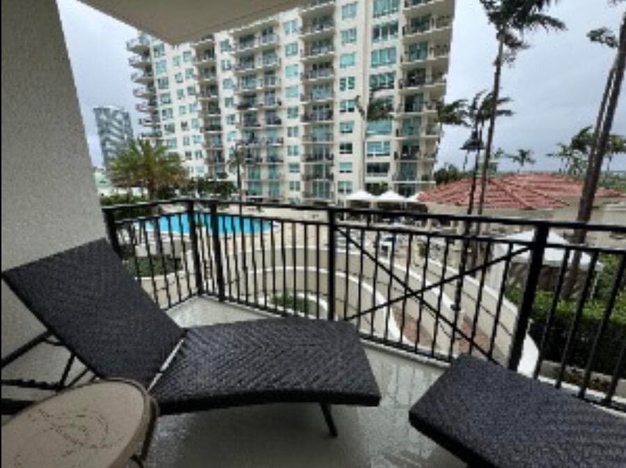 610 W Las Olas Boulevard 920n, Fort Lauderdale, FL 33312 — photo 1 of 39