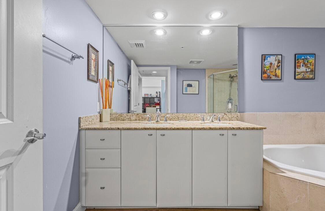 610 W Las Olas Boulevard 920n, Fort Lauderdale, FL 33312 — photo 18 of 39