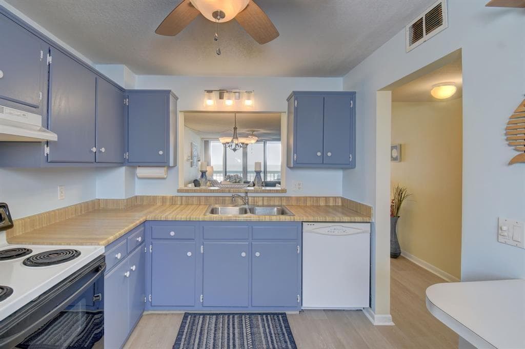 9940 S Ocean Drive 505, Jensen Beach, FL 34957 — photo 14 of 23