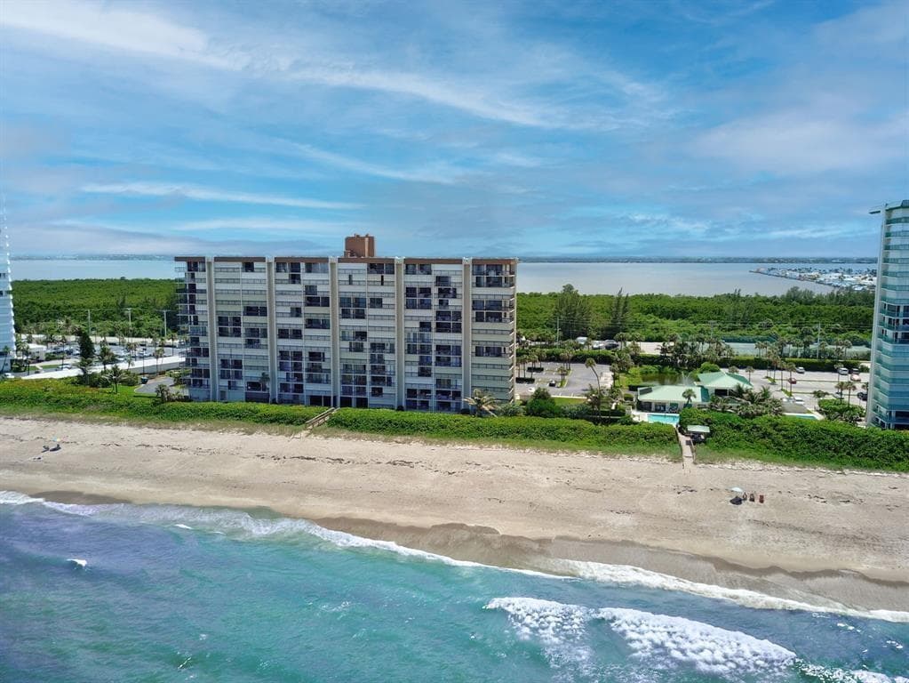 9940 S Ocean Drive 505, Jensen Beach, FL 34957 — photo 18 of 23