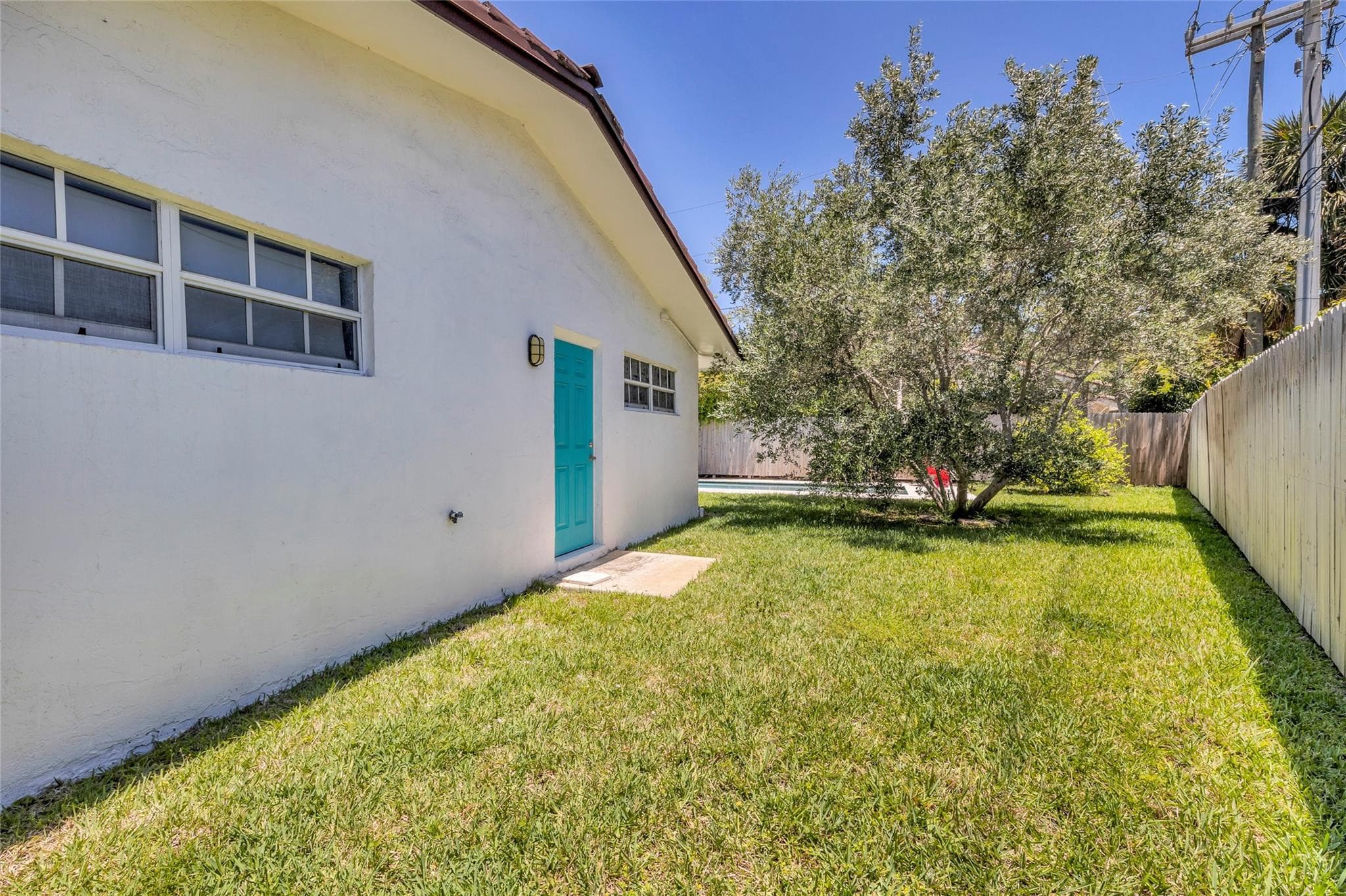 3213 Dover Road, Pompano Beach, FL 33062 — photo 38 of 50